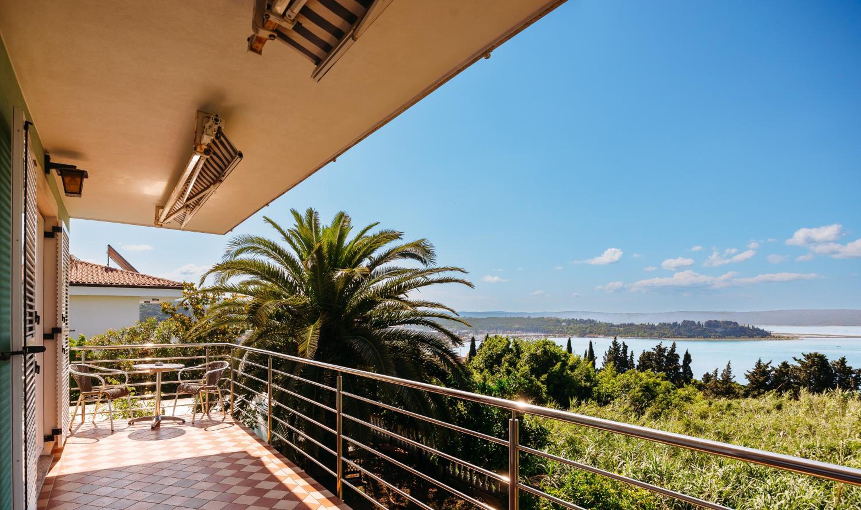 Superior Double or Twin Room with Sea View photo 3