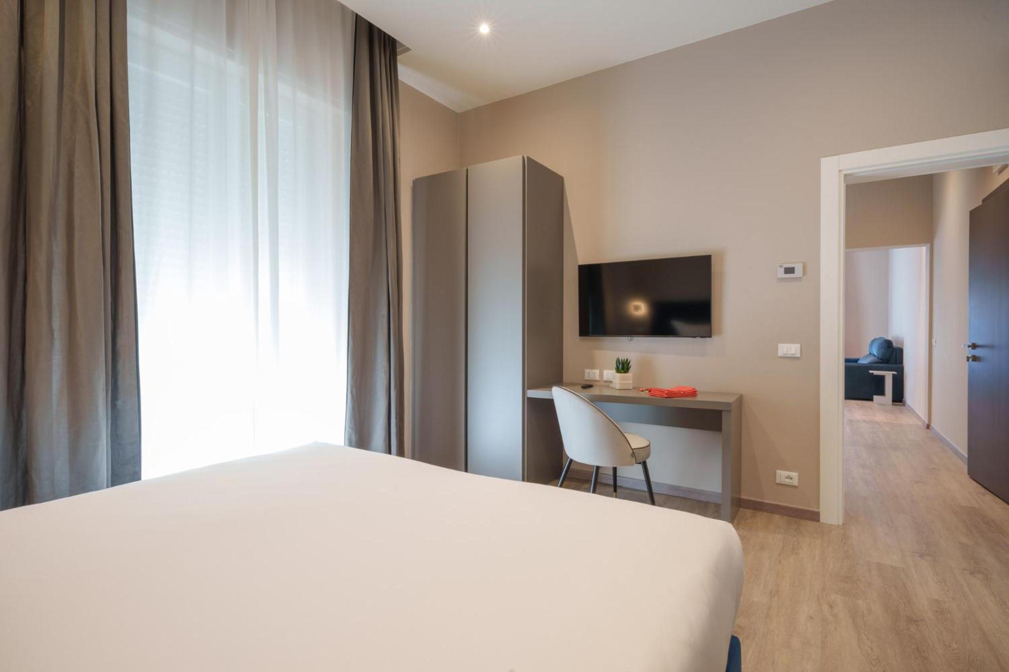 Suite Superior with Balcony - Photo 3