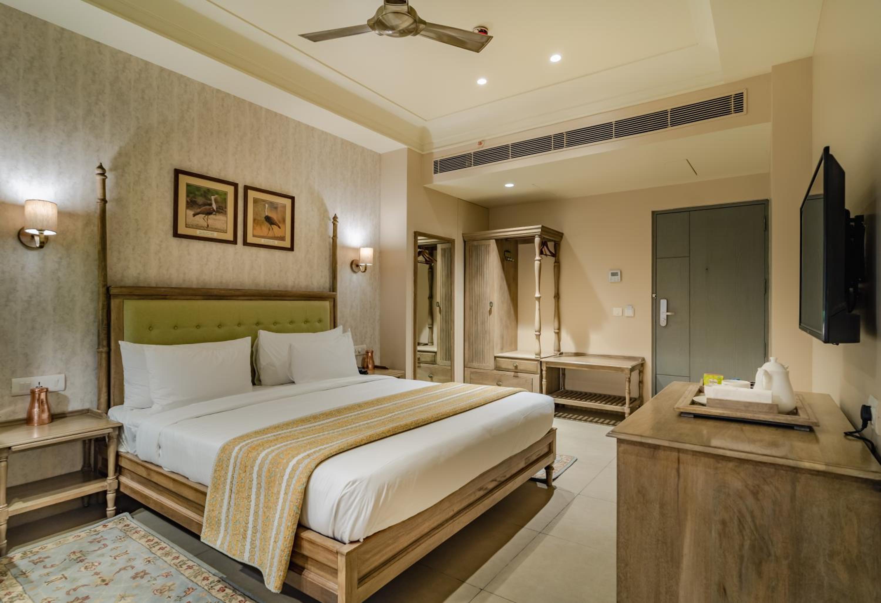Superior King Room photo 1
