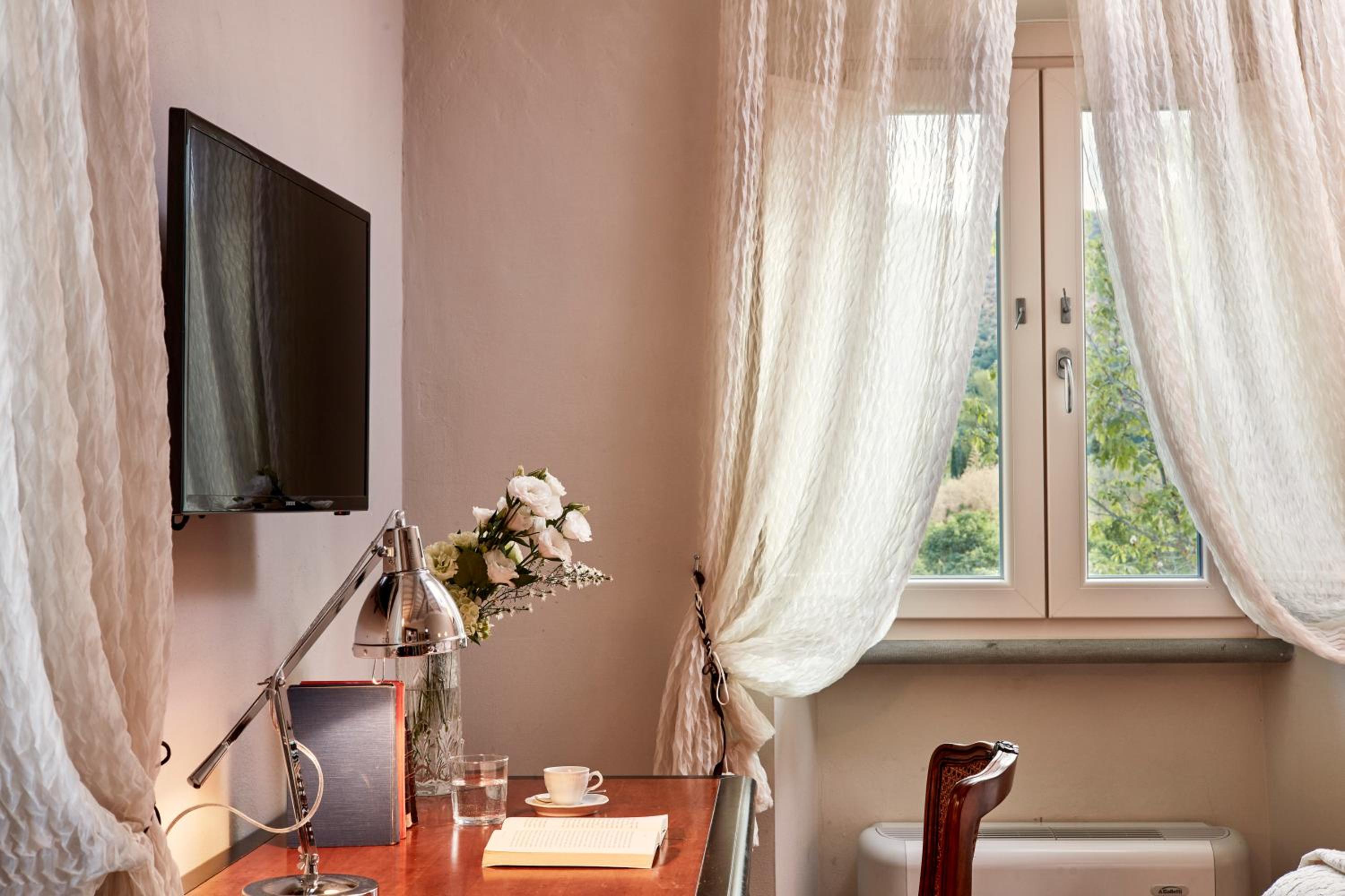 Classic Double Room - Photo 2