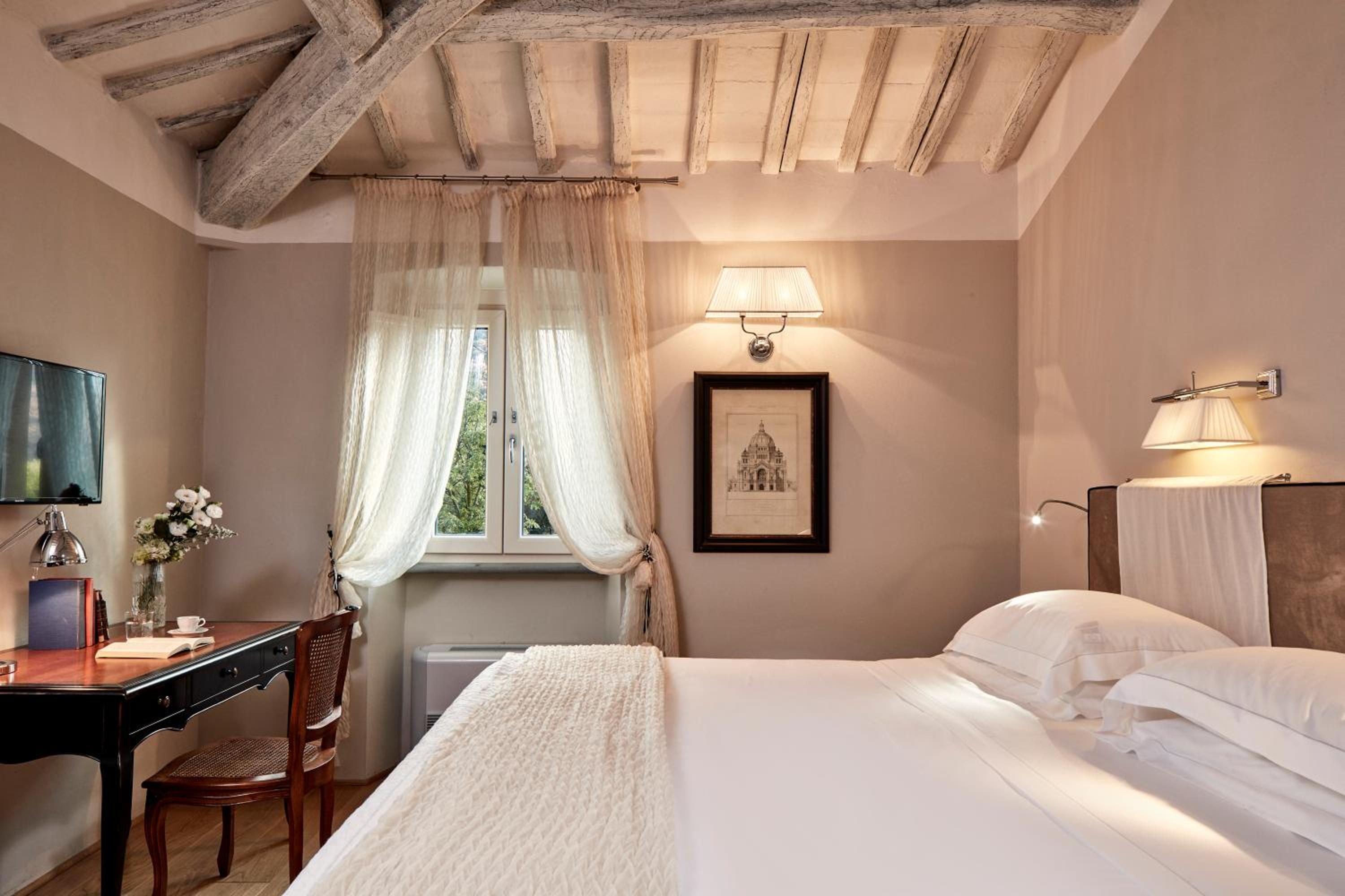 Classic Double Room - Photo 1