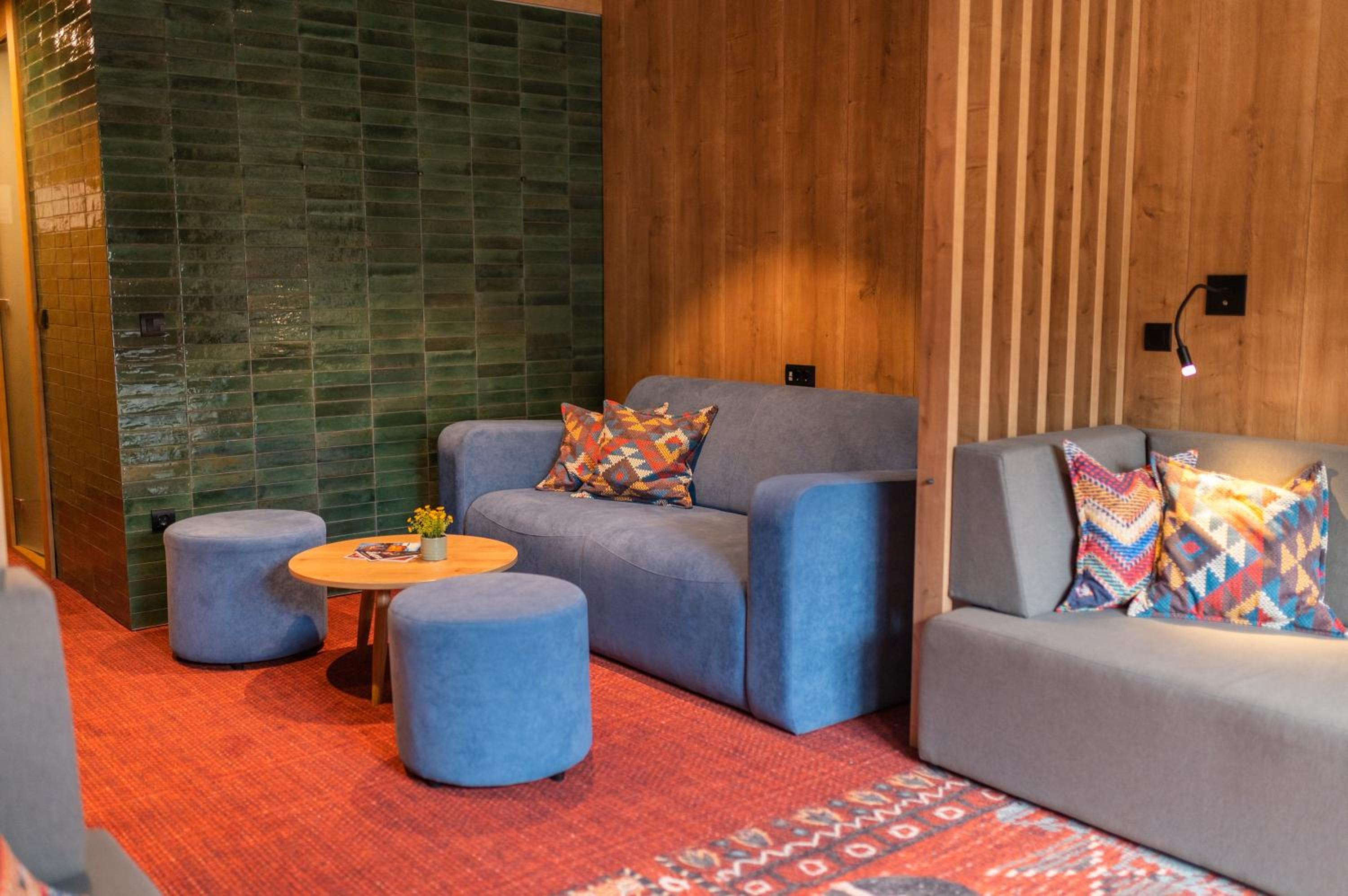 Deluxe Double or Twin Room with Balcony photo 3