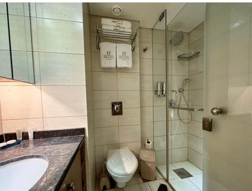 VIP Connecting Suite