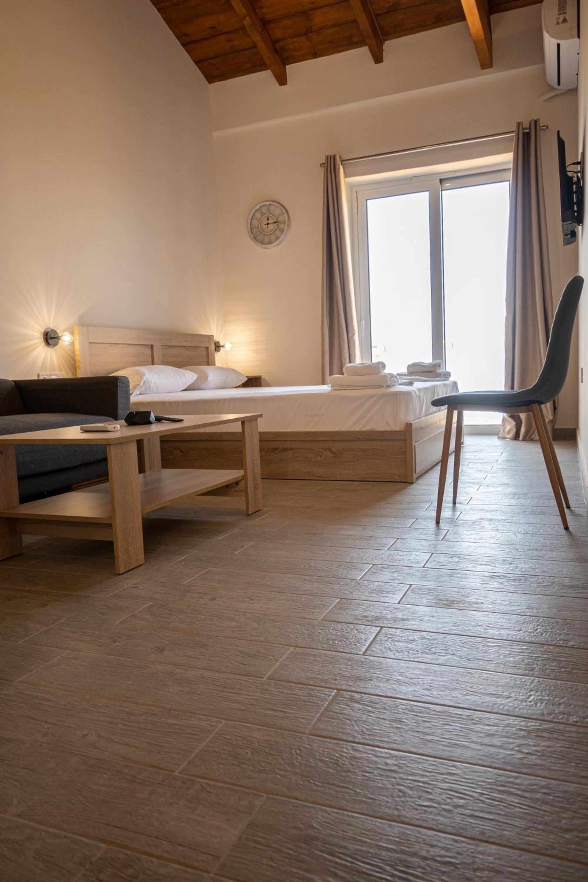 Apartment with Sea View photo 2