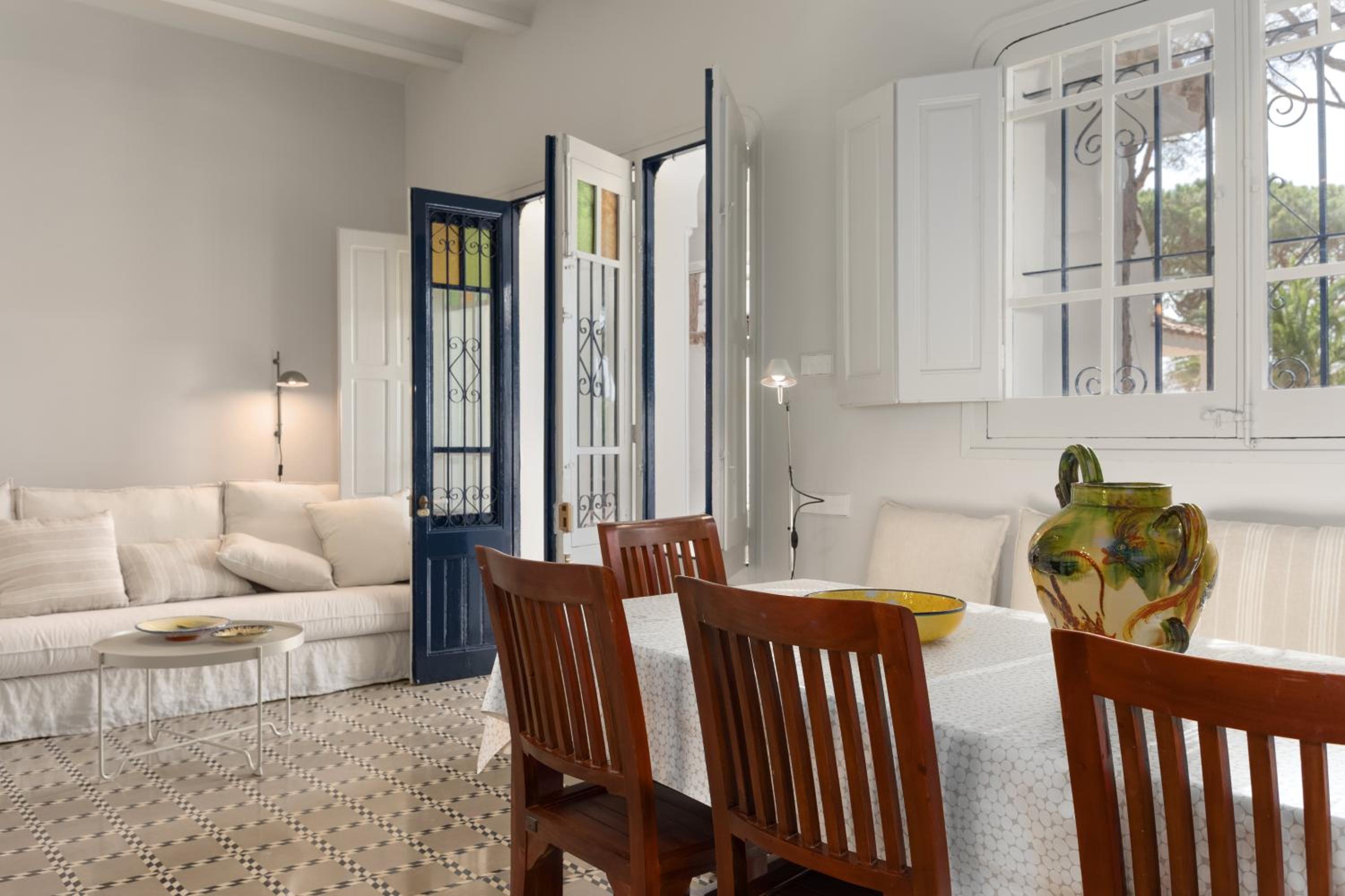 Casa de cuatro habitaciones
