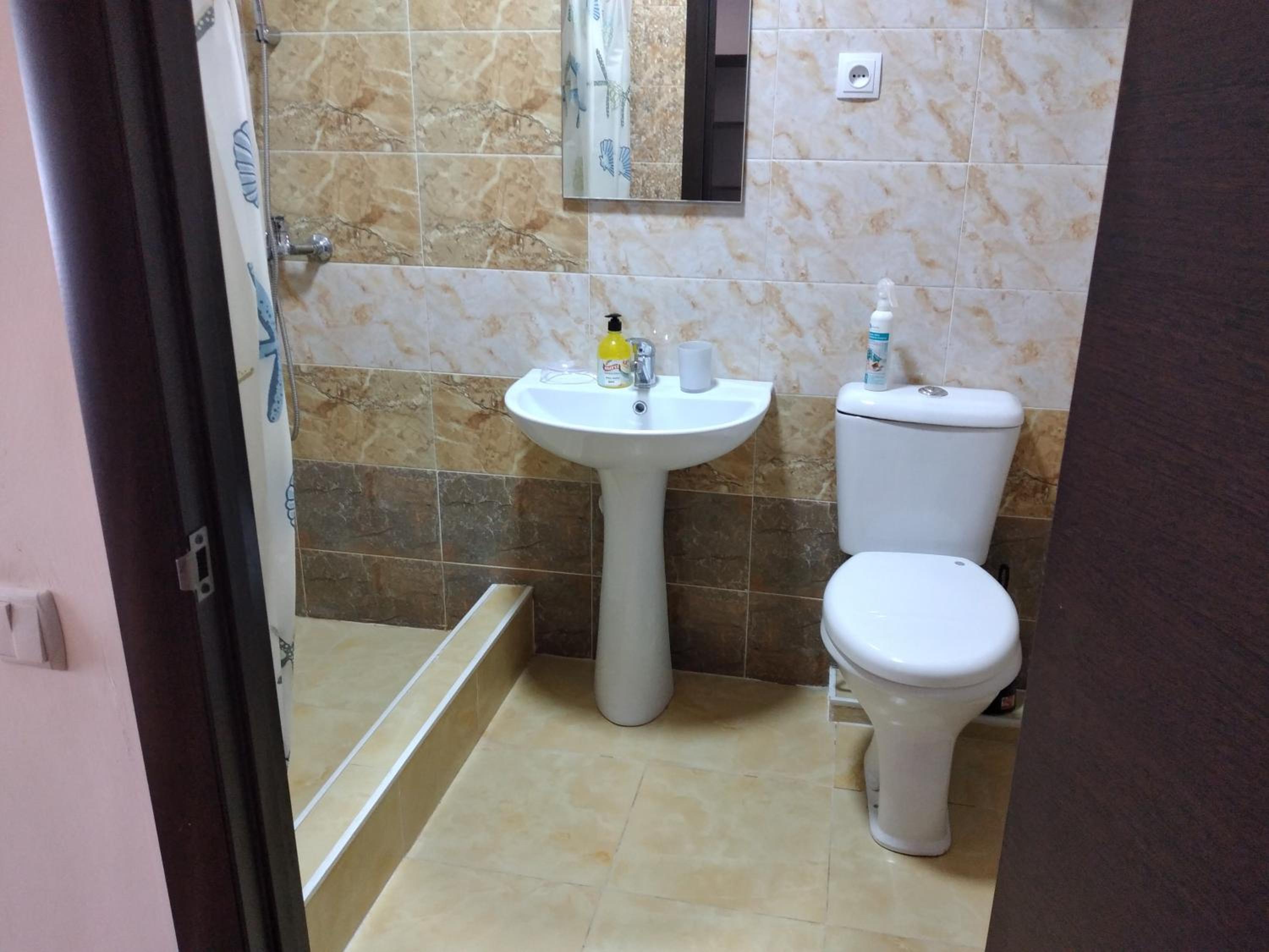 Large Double Or Twin Room photo 3