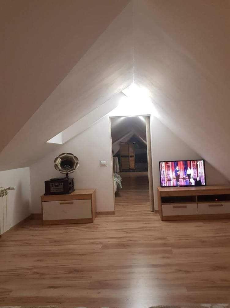 Apartment with Mountain View photo 1