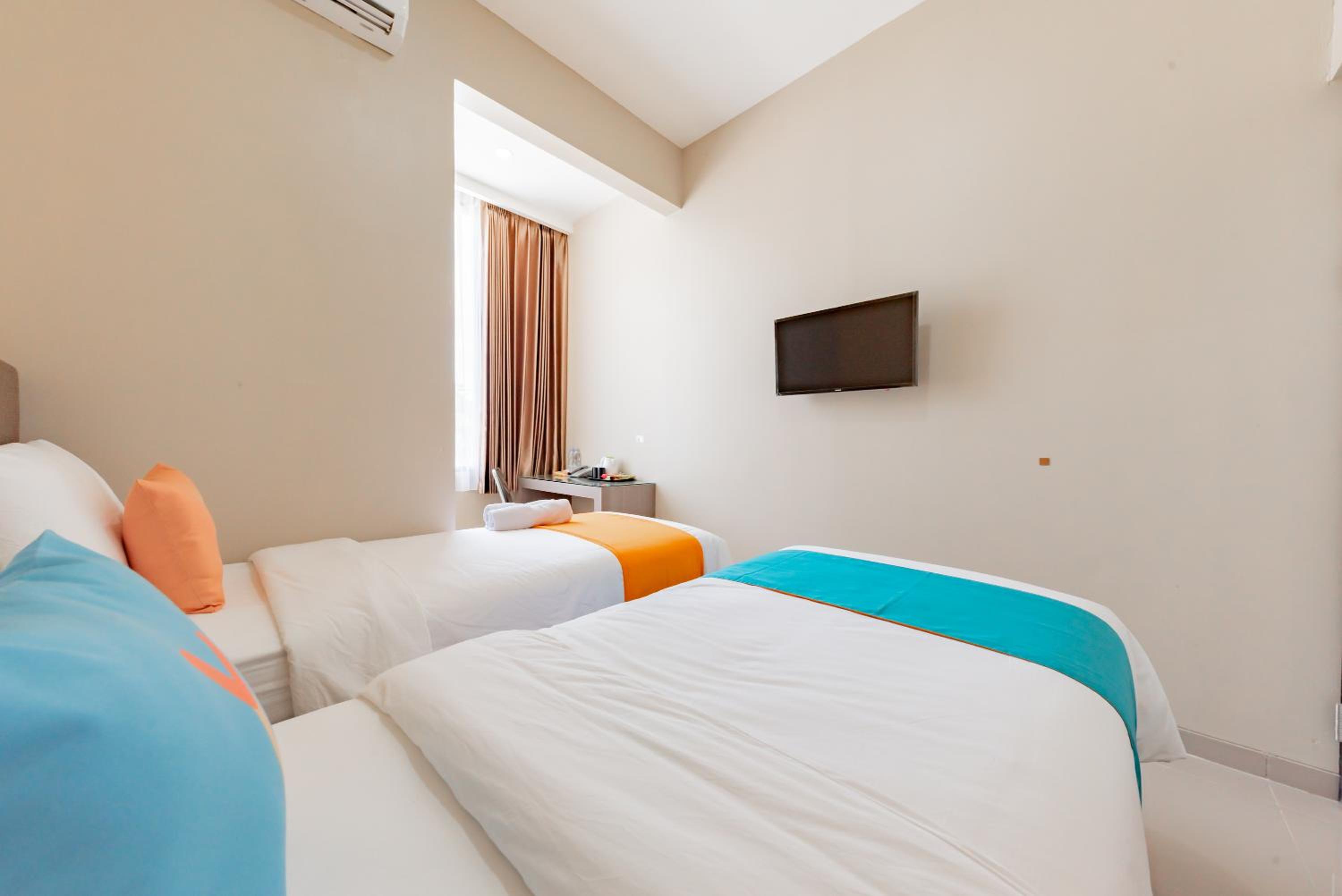 Superior Twin Room - Photo 2