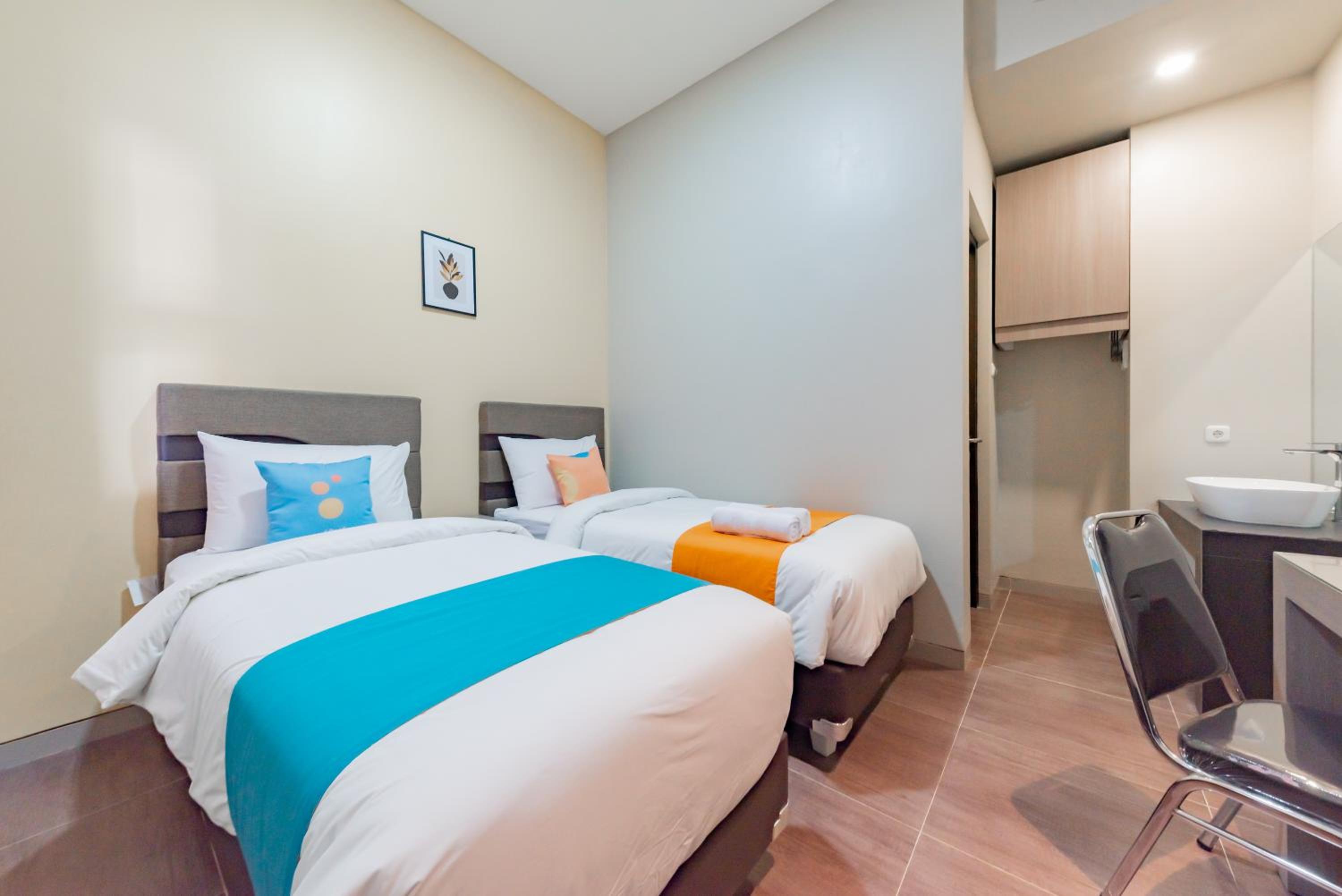 Deluxe Twin Room - Photo 7