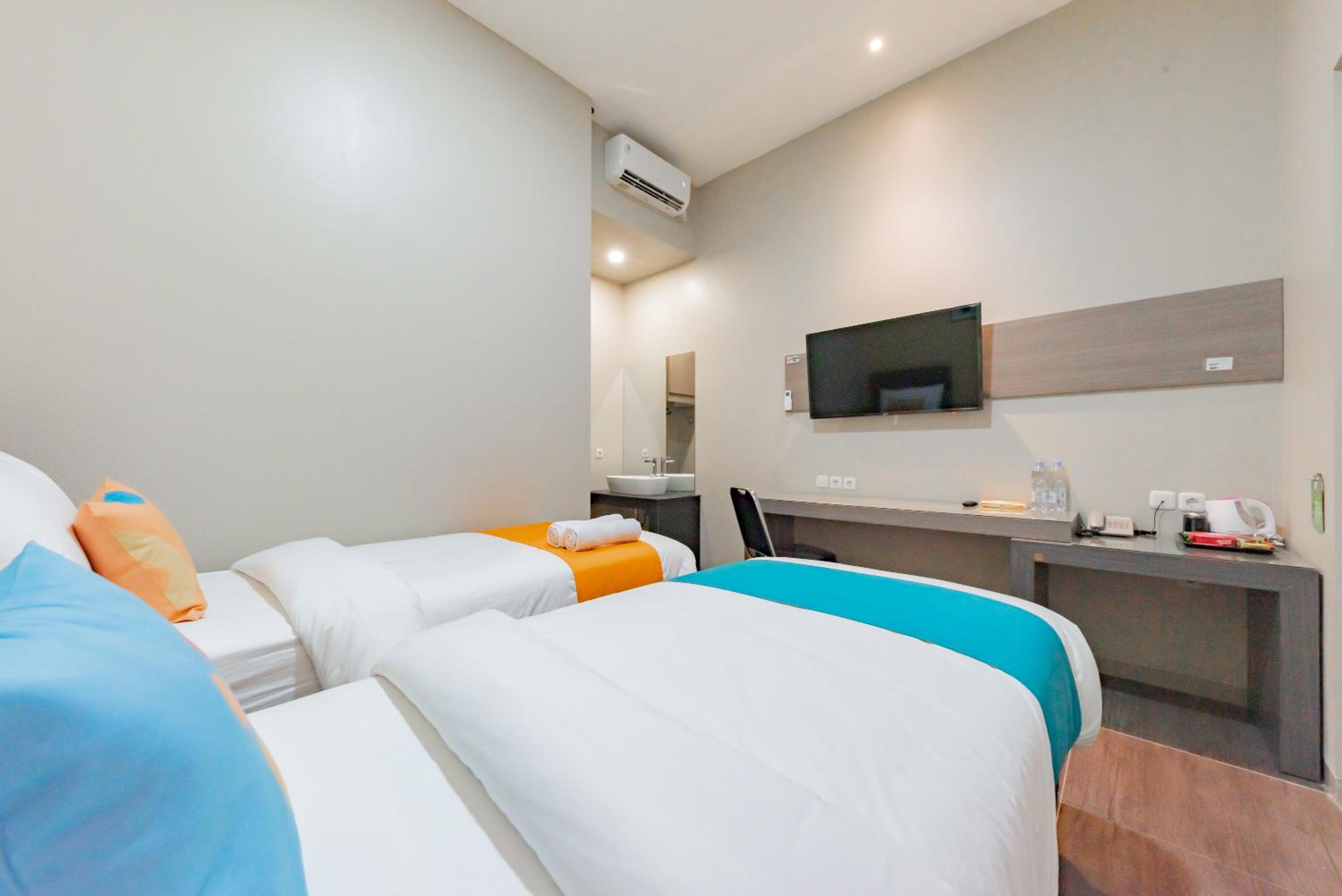 Deluxe Twin Room - Photo 5