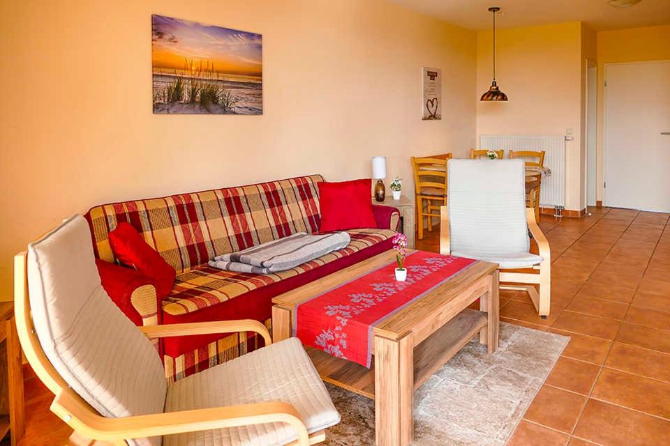 Apartment with Terrace photo 1