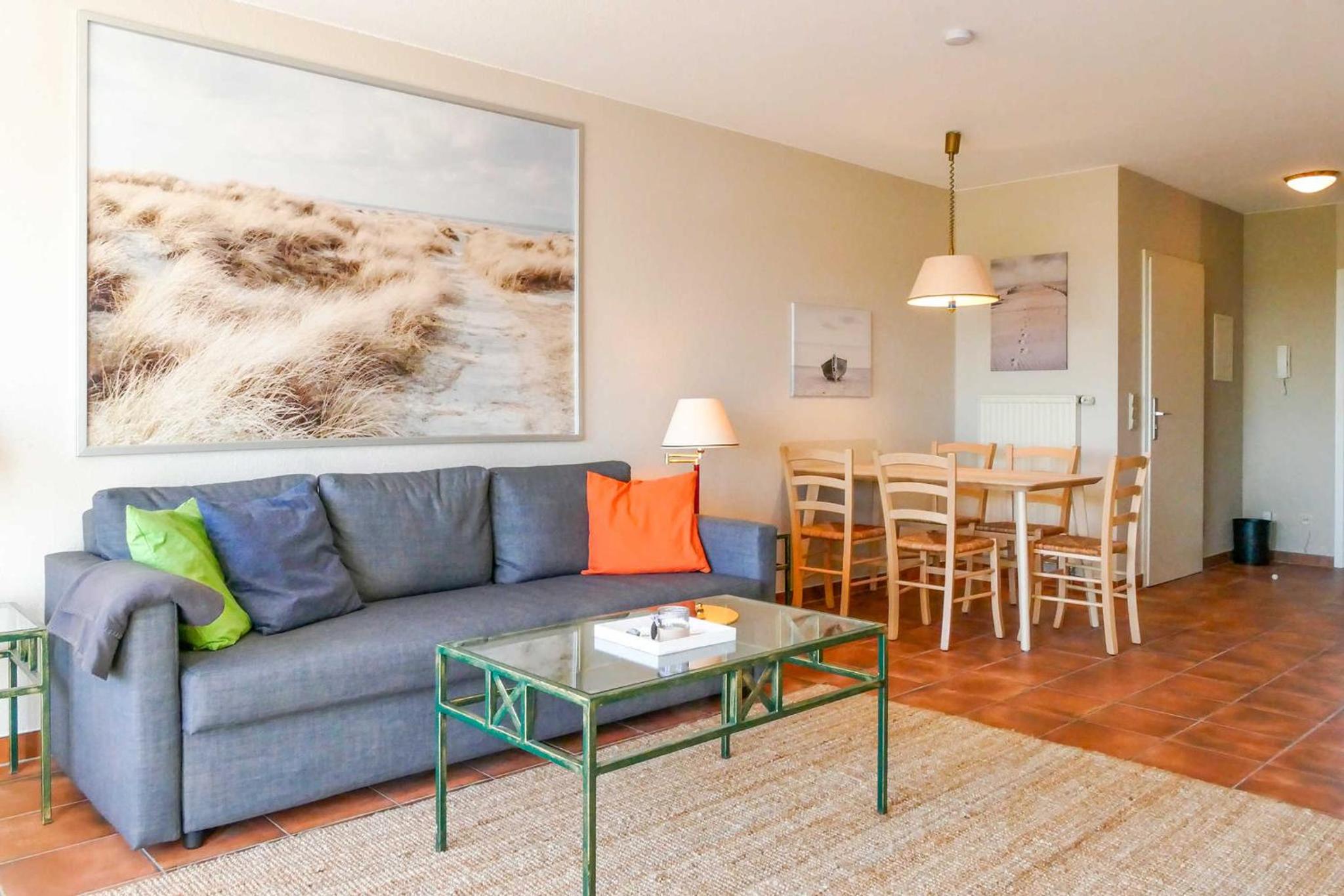 One-Bedroom Apartment with Balcony photo 1
