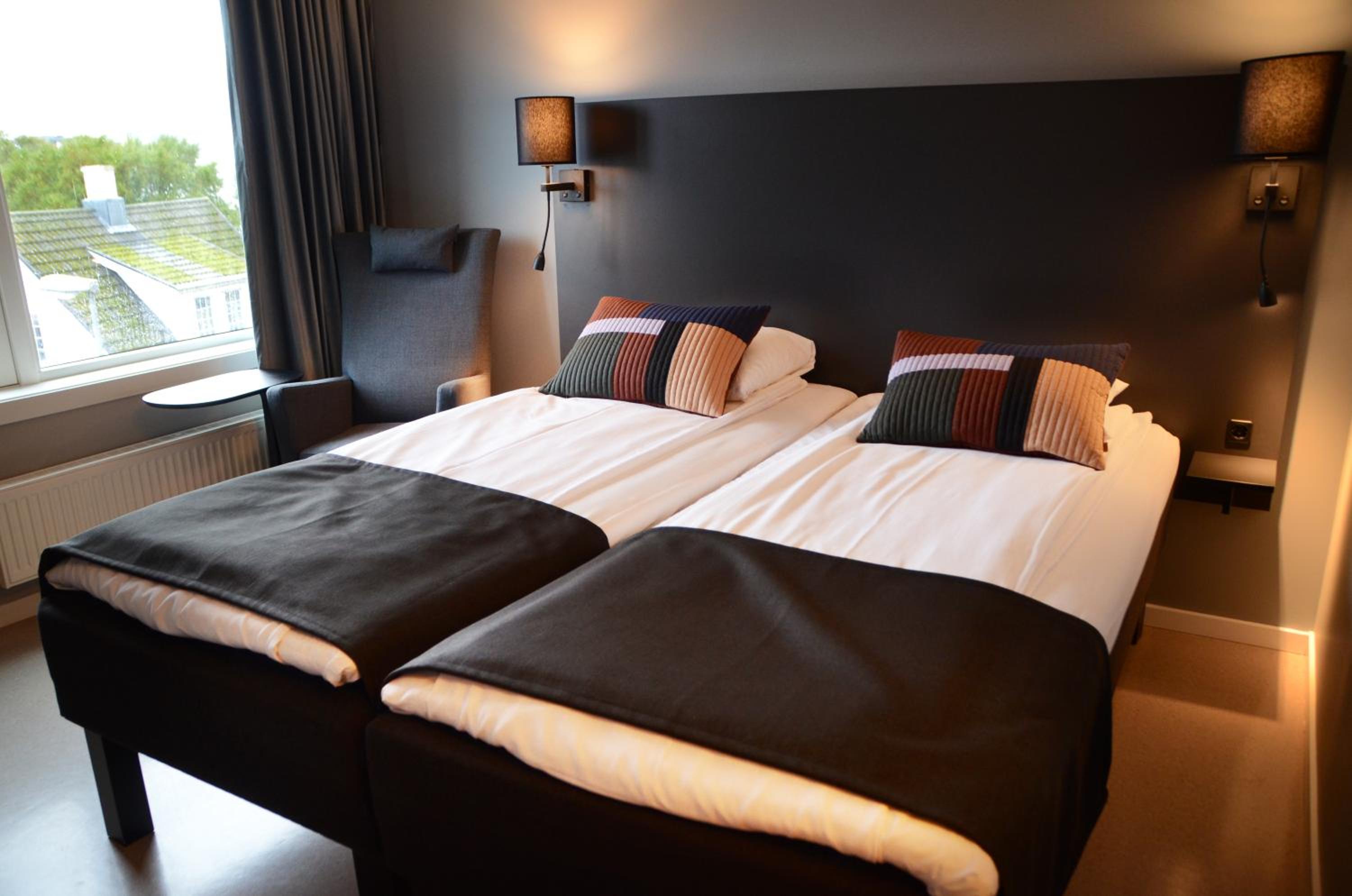 Twin Room - Photo 1