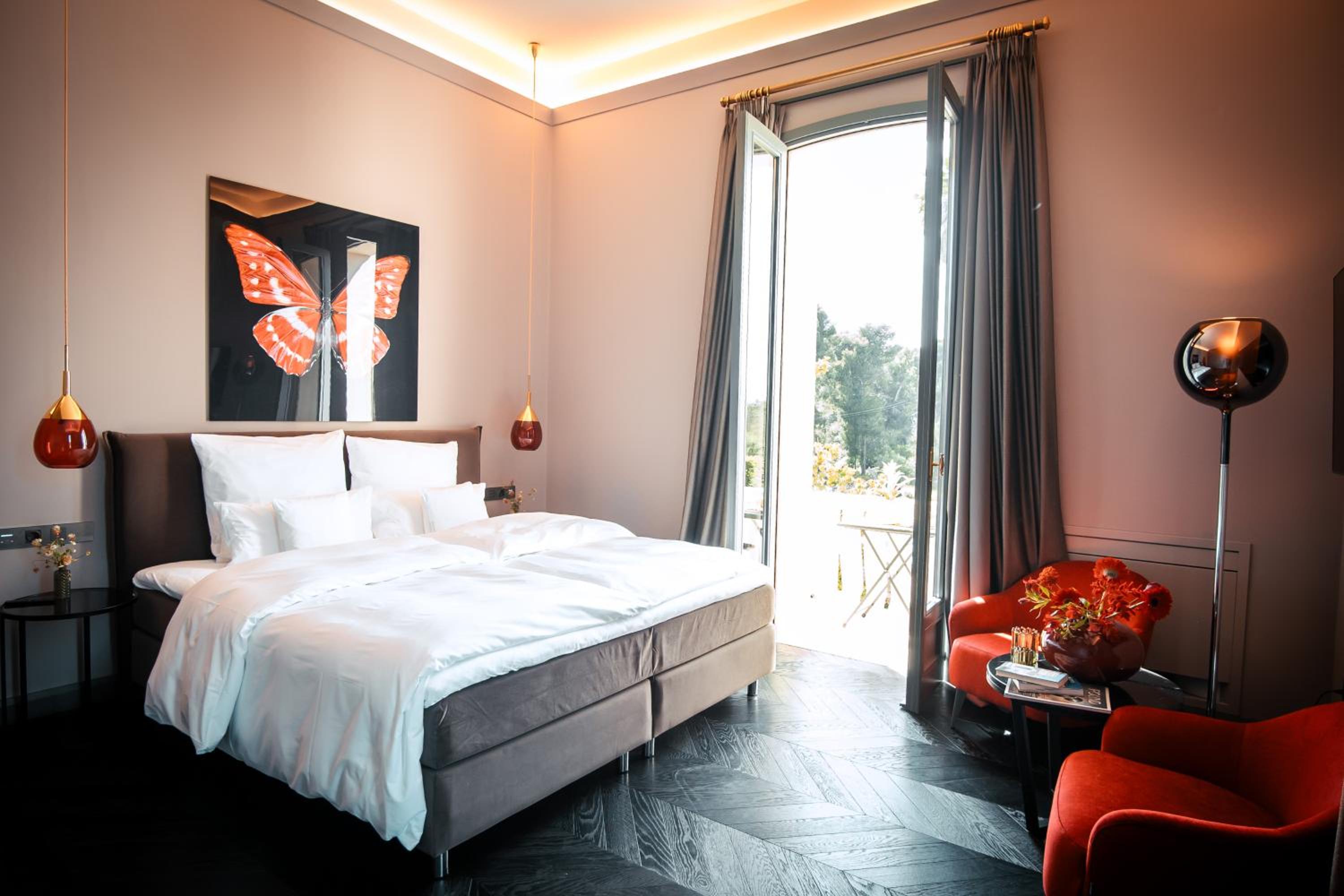 Deluxe Double Room - Photo 1