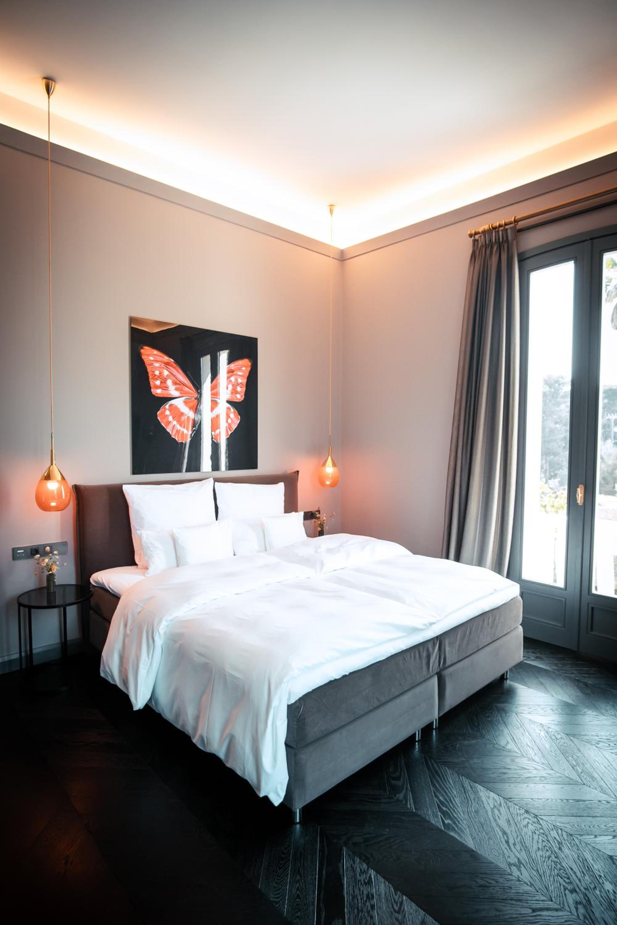 Deluxe Double Room - Photo 10