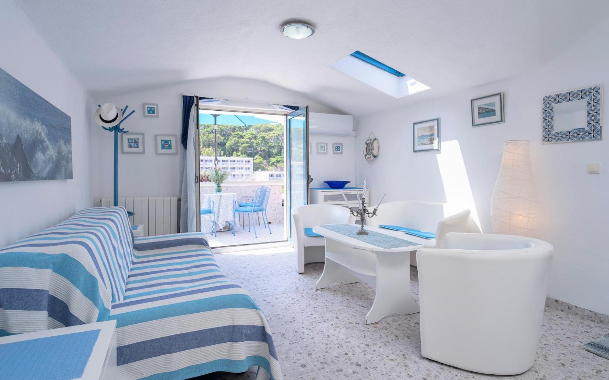Apartment with Sea View photo 1