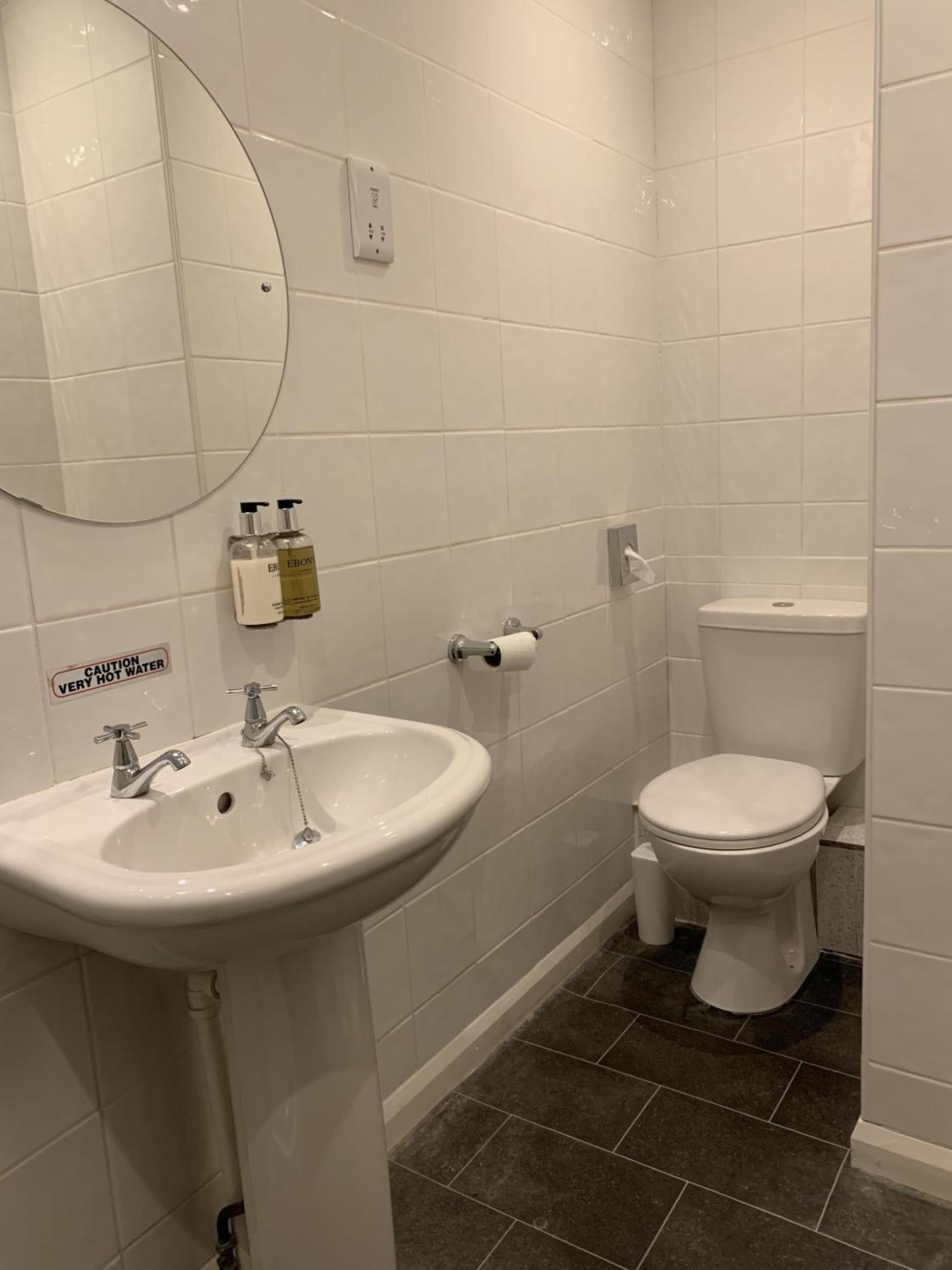 Double Room with Sea View - Photo 13