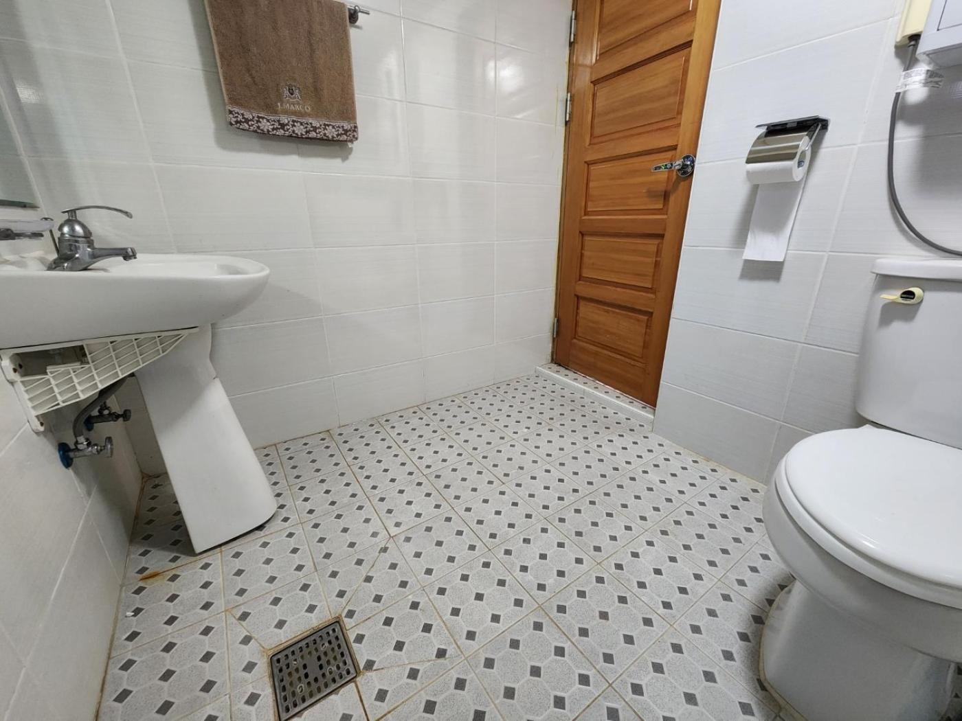 Double or Twin Room with Garden View photo 3
