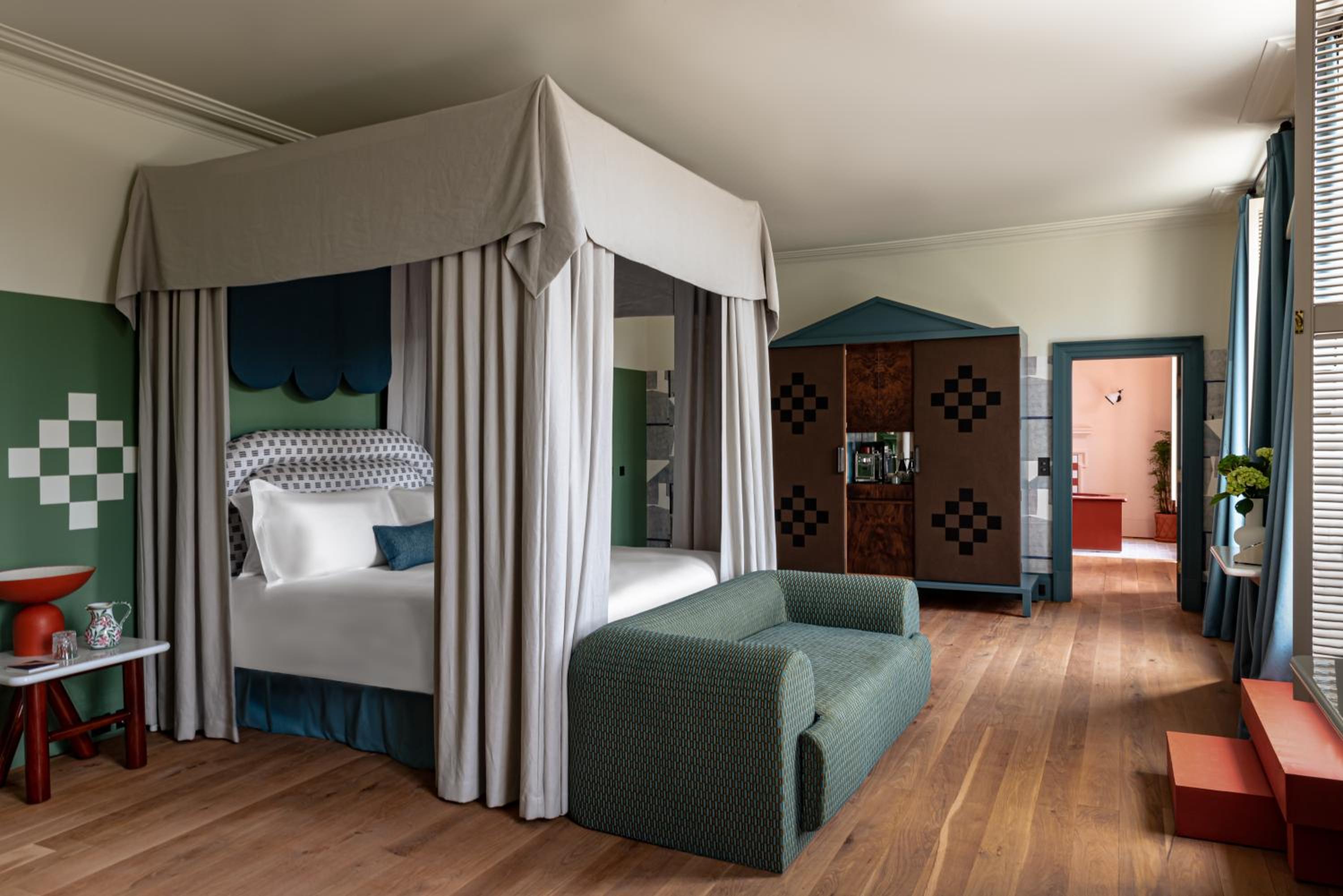 St Mary Suite photo 1