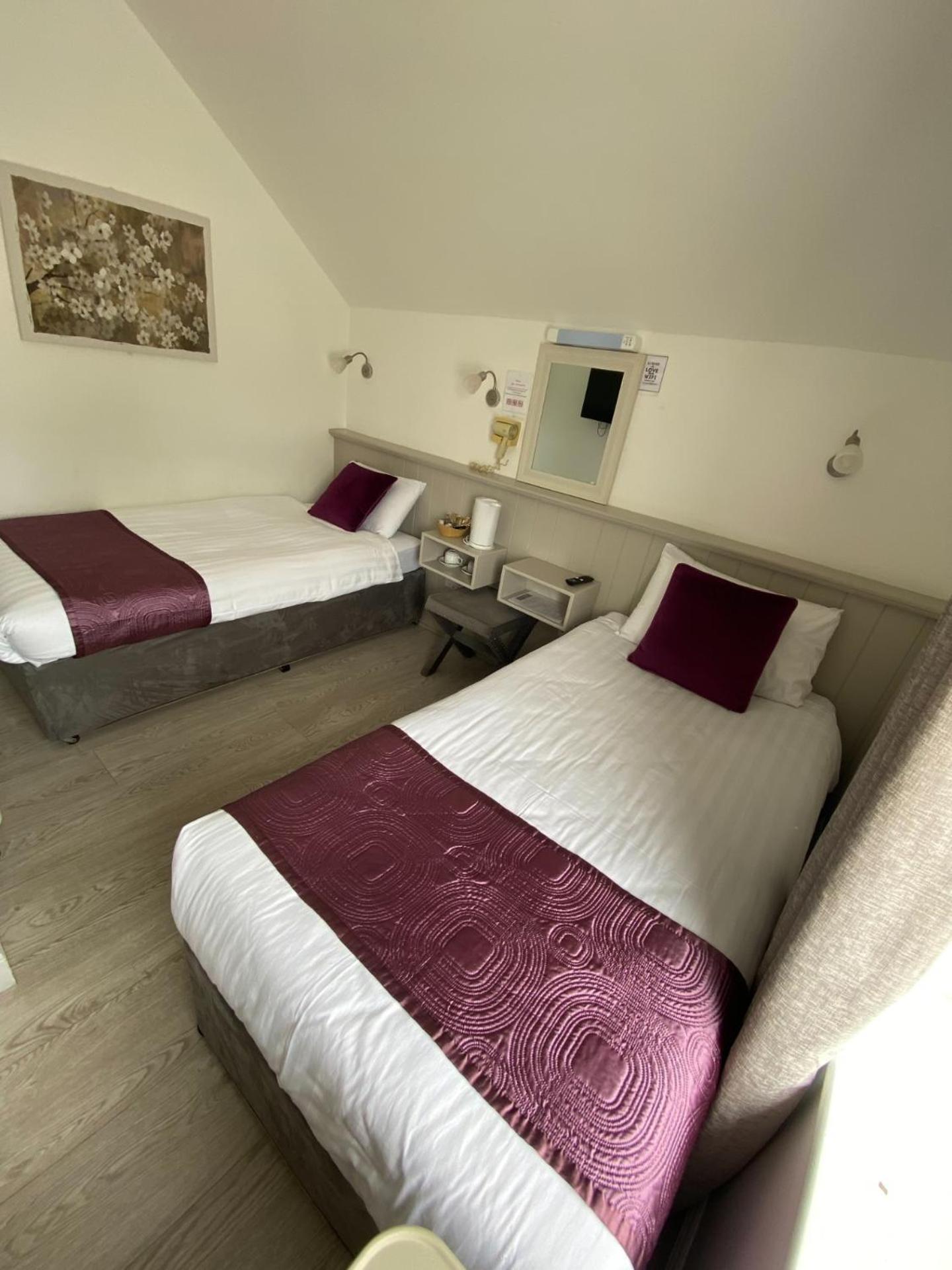 Twin Room photo 1
