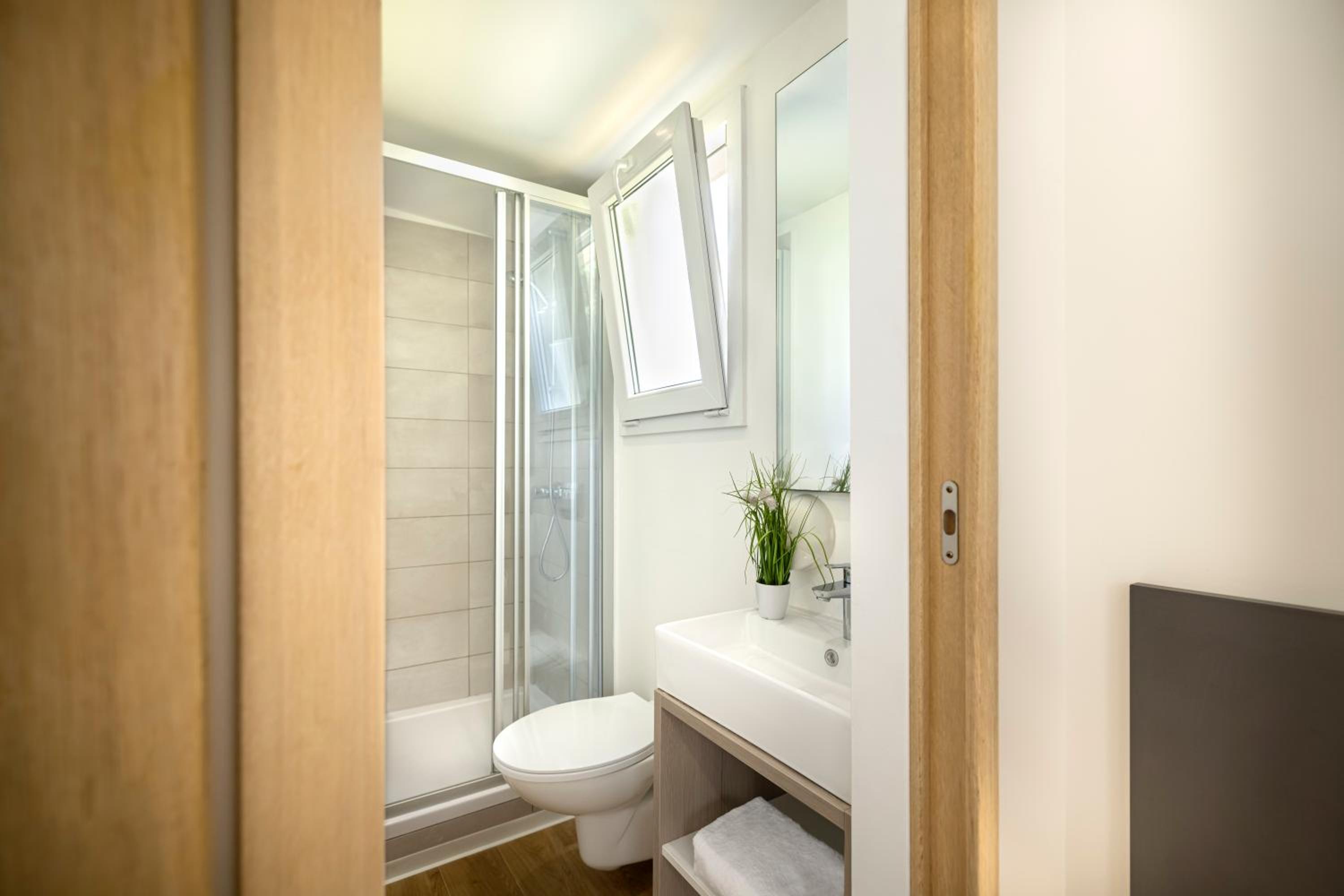 Standard Mobile Home  - Photo 6