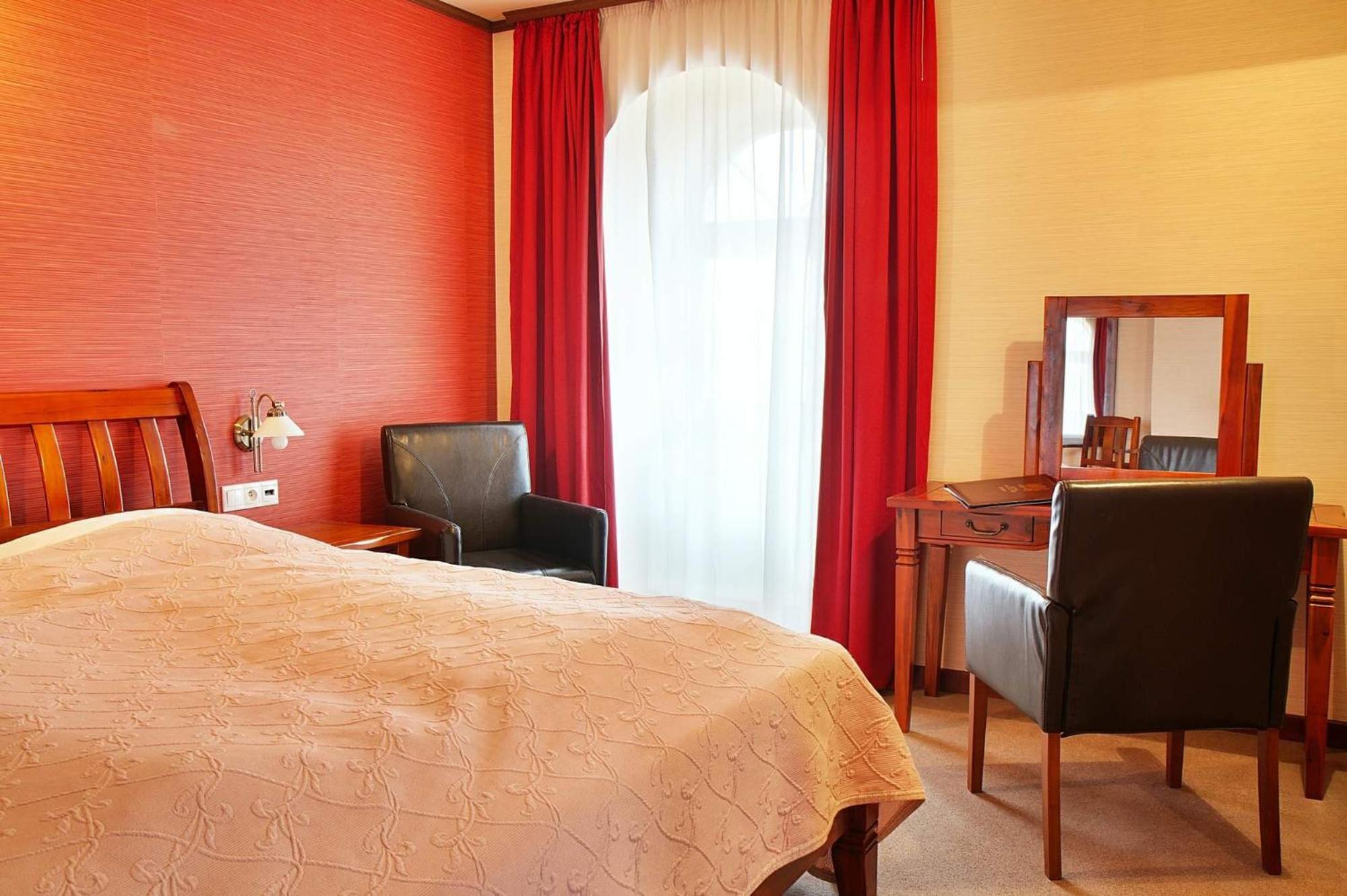 Suite - Photo 4