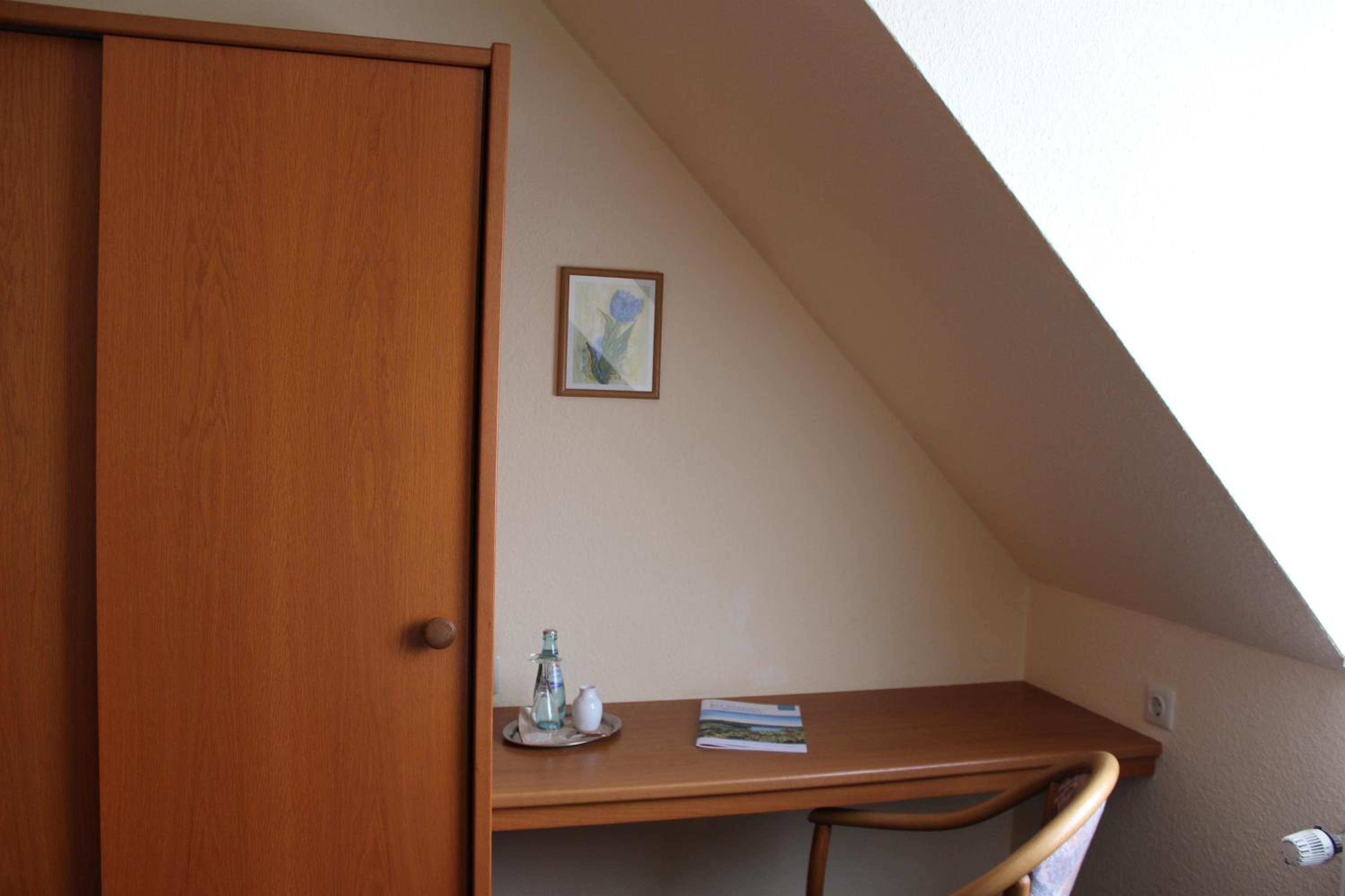 Standard Single Room with Shower