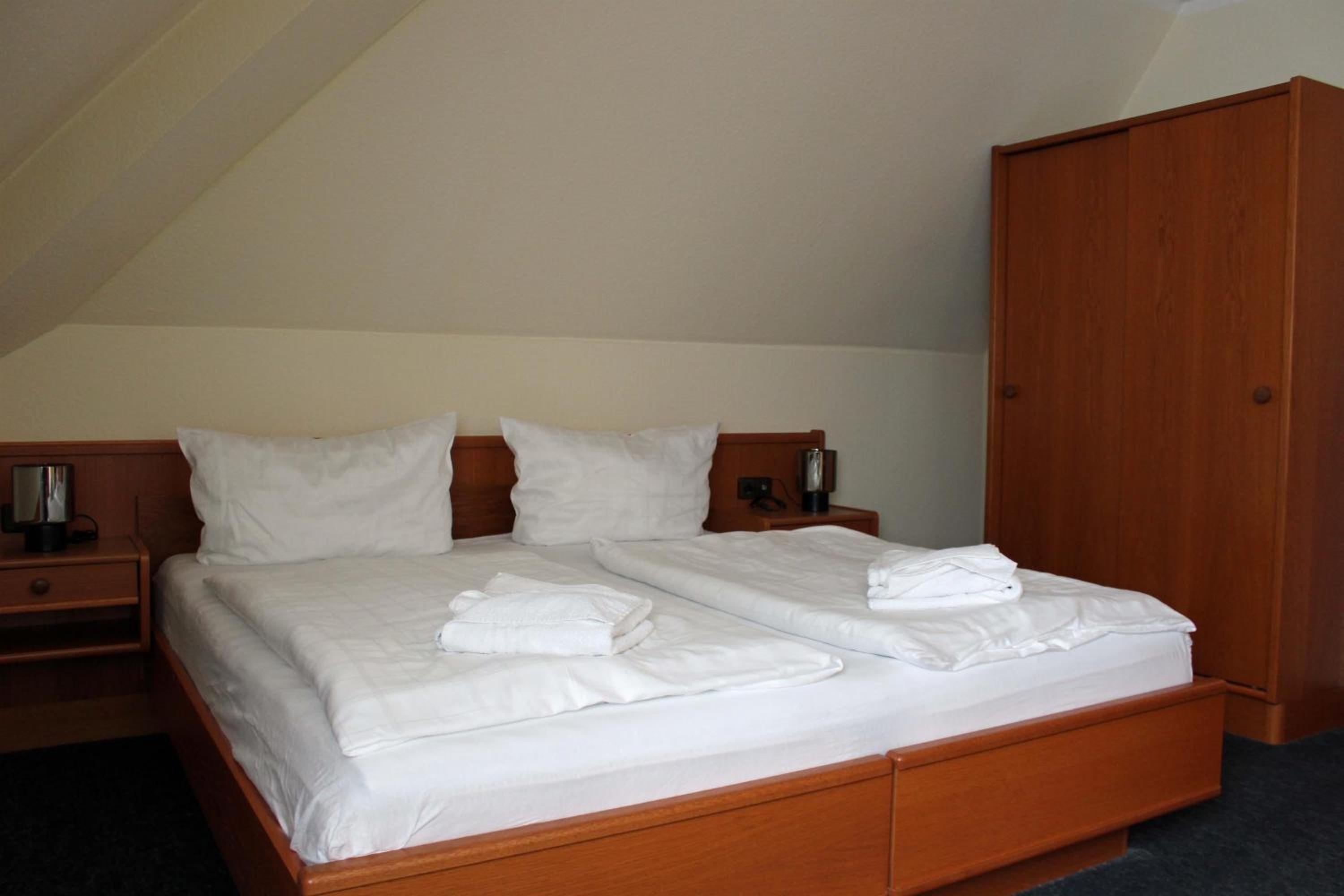 Standard Double Room with Shower