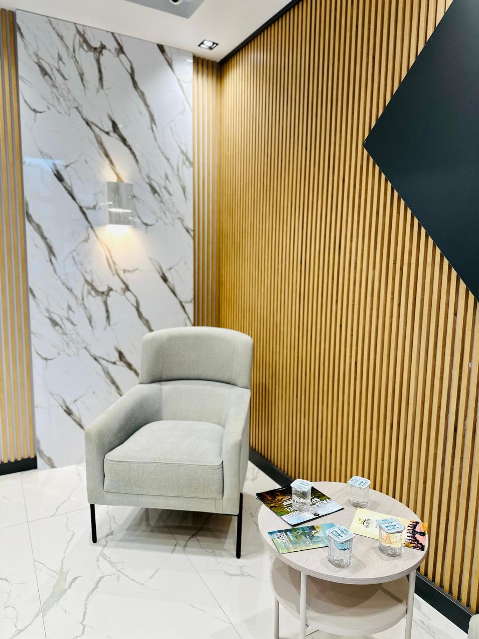 2 Yatak Odalı Kısmi Deniz Manzaralı Executive Suit - Photo 3