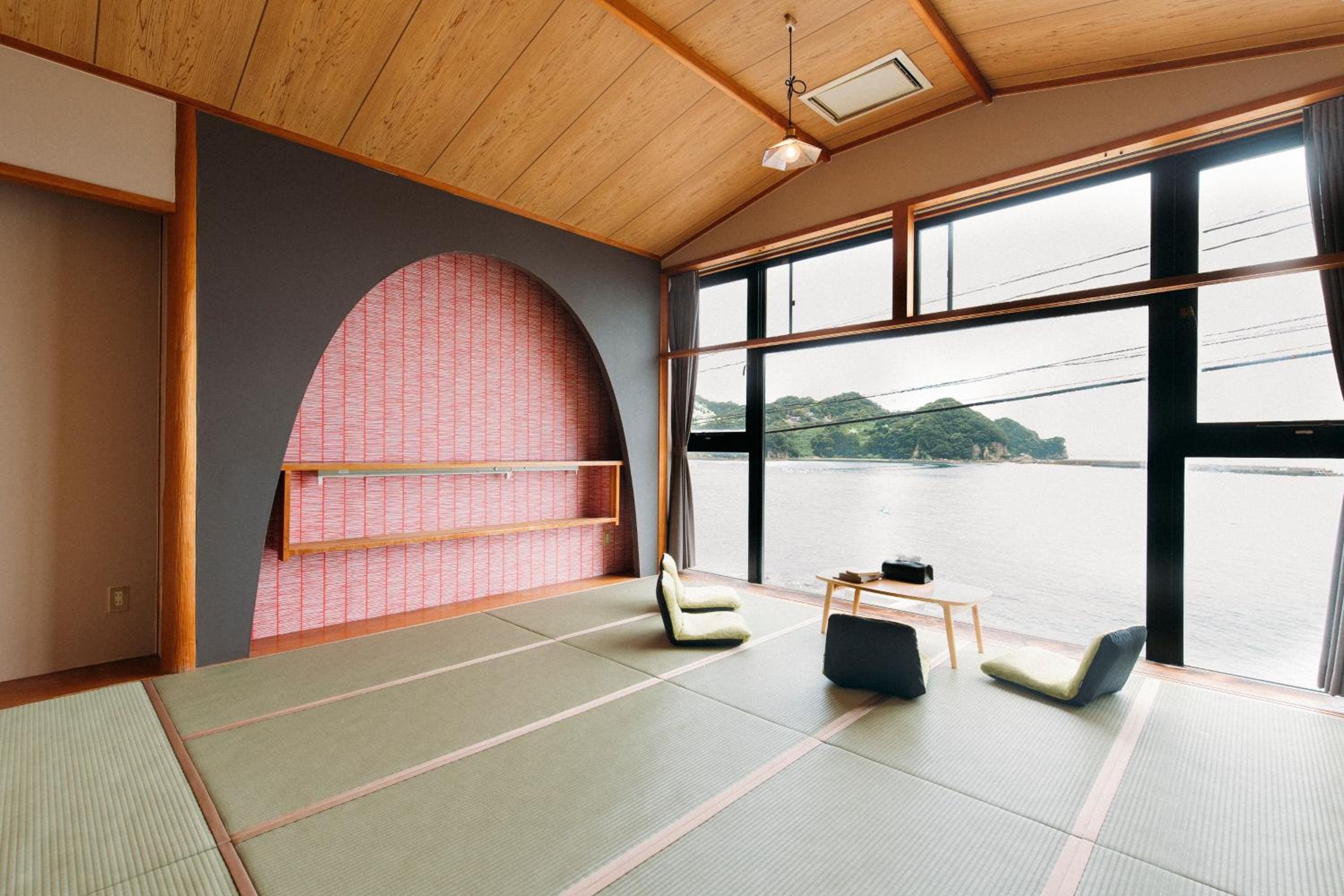 Superior Japanese-Style Room photo 1