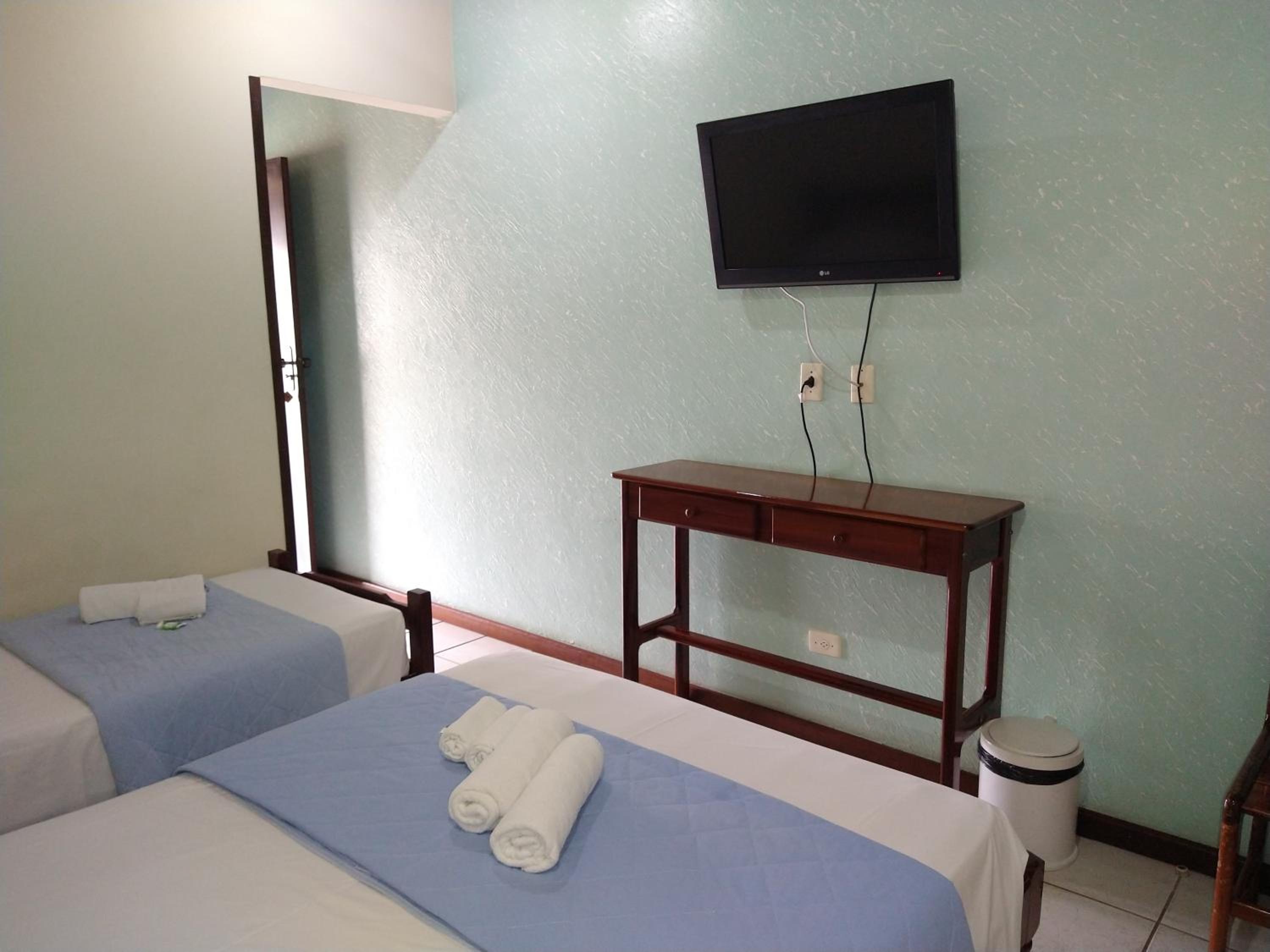 Deluxe Triple Room photo 3