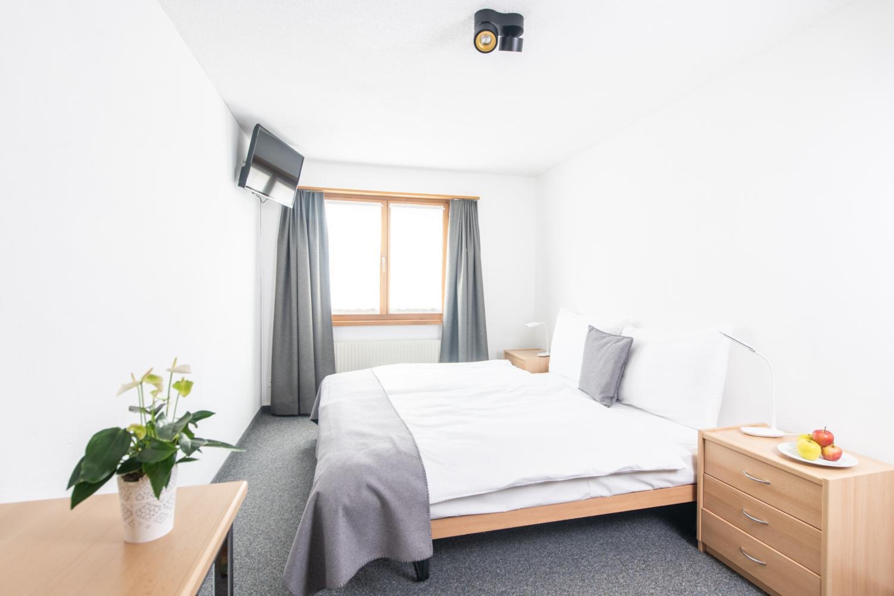 Double Room Standard - Photo 12