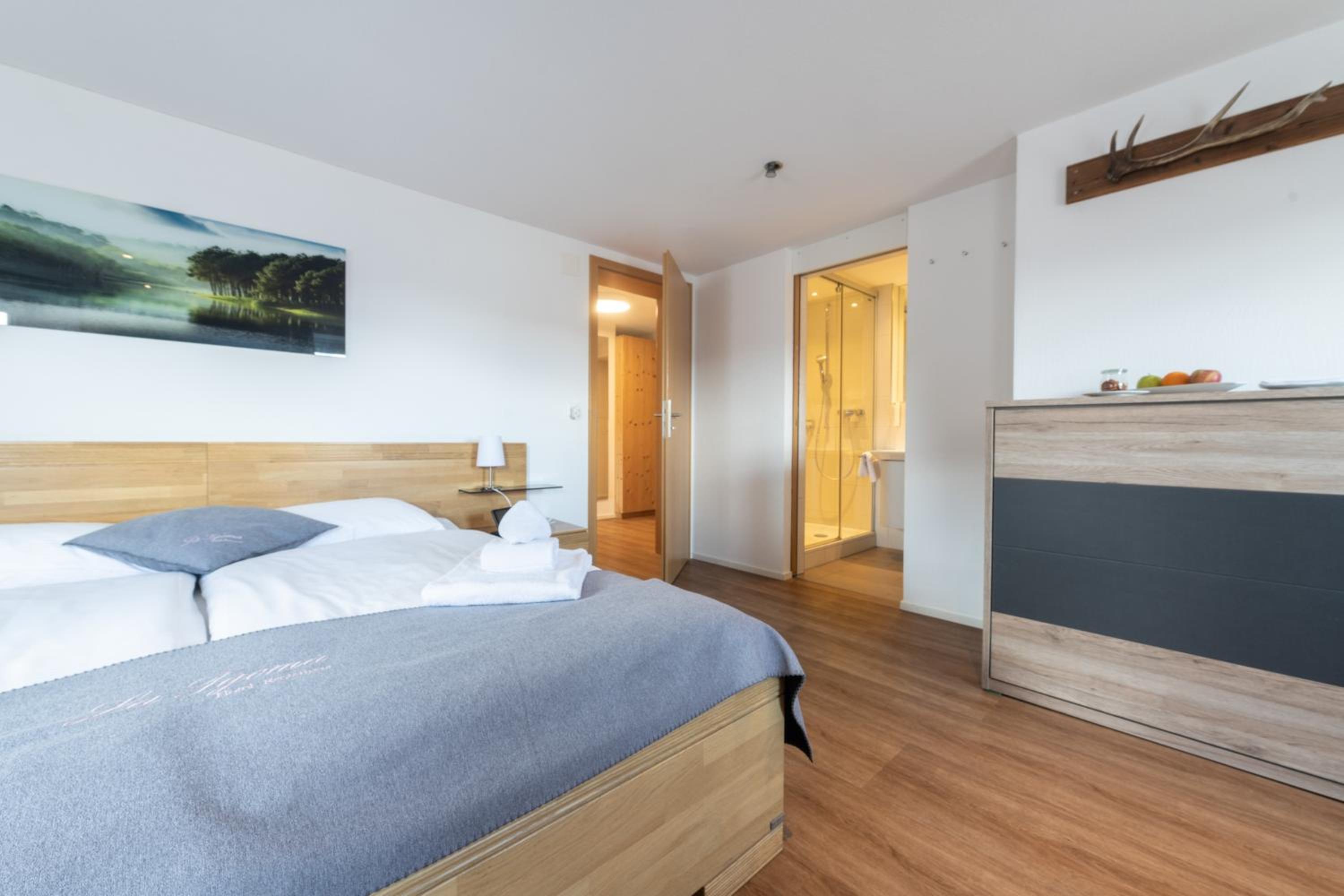 Deluxe Double Room - Photo 19