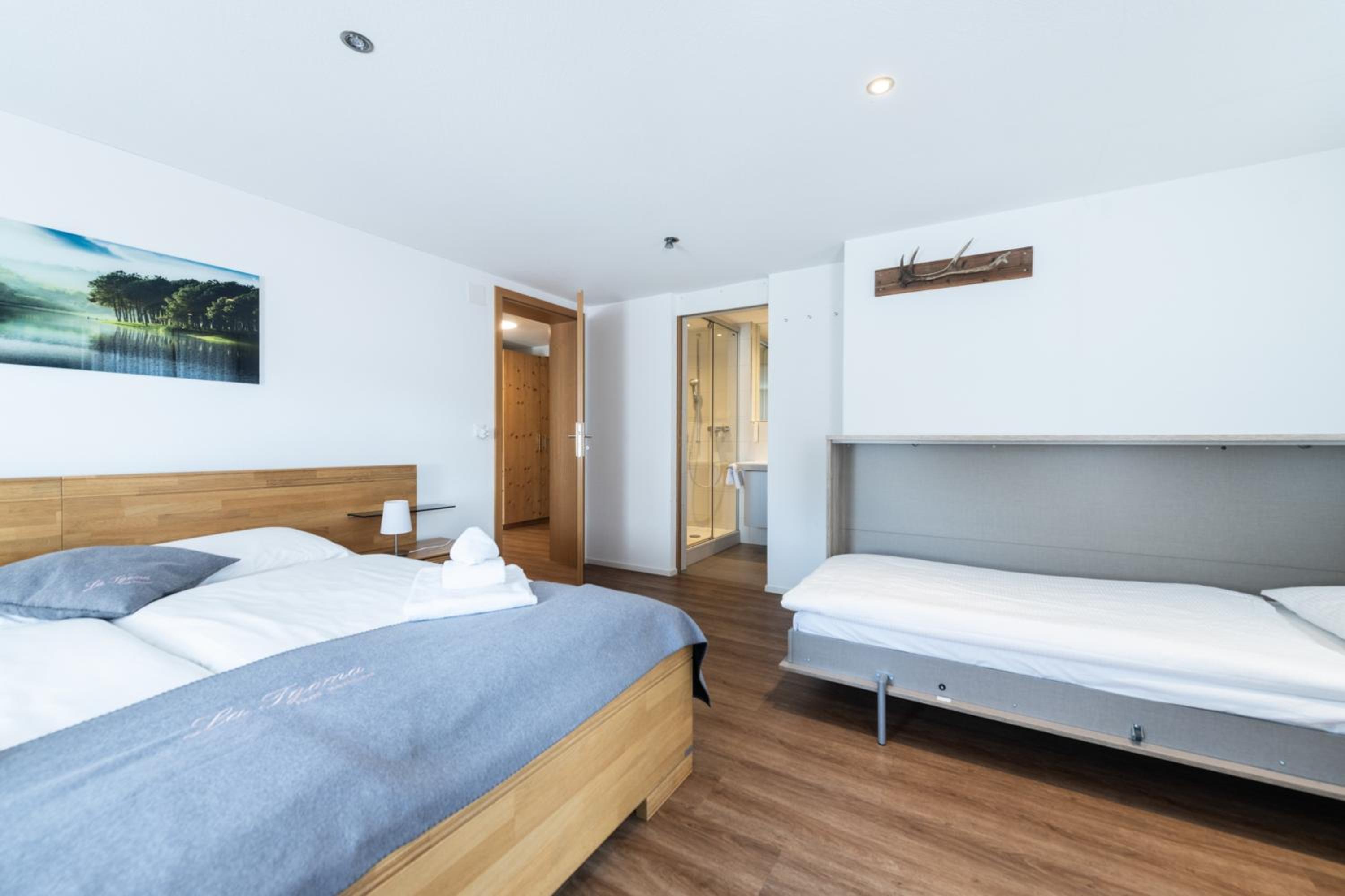 Deluxe Double Room - Photo 13