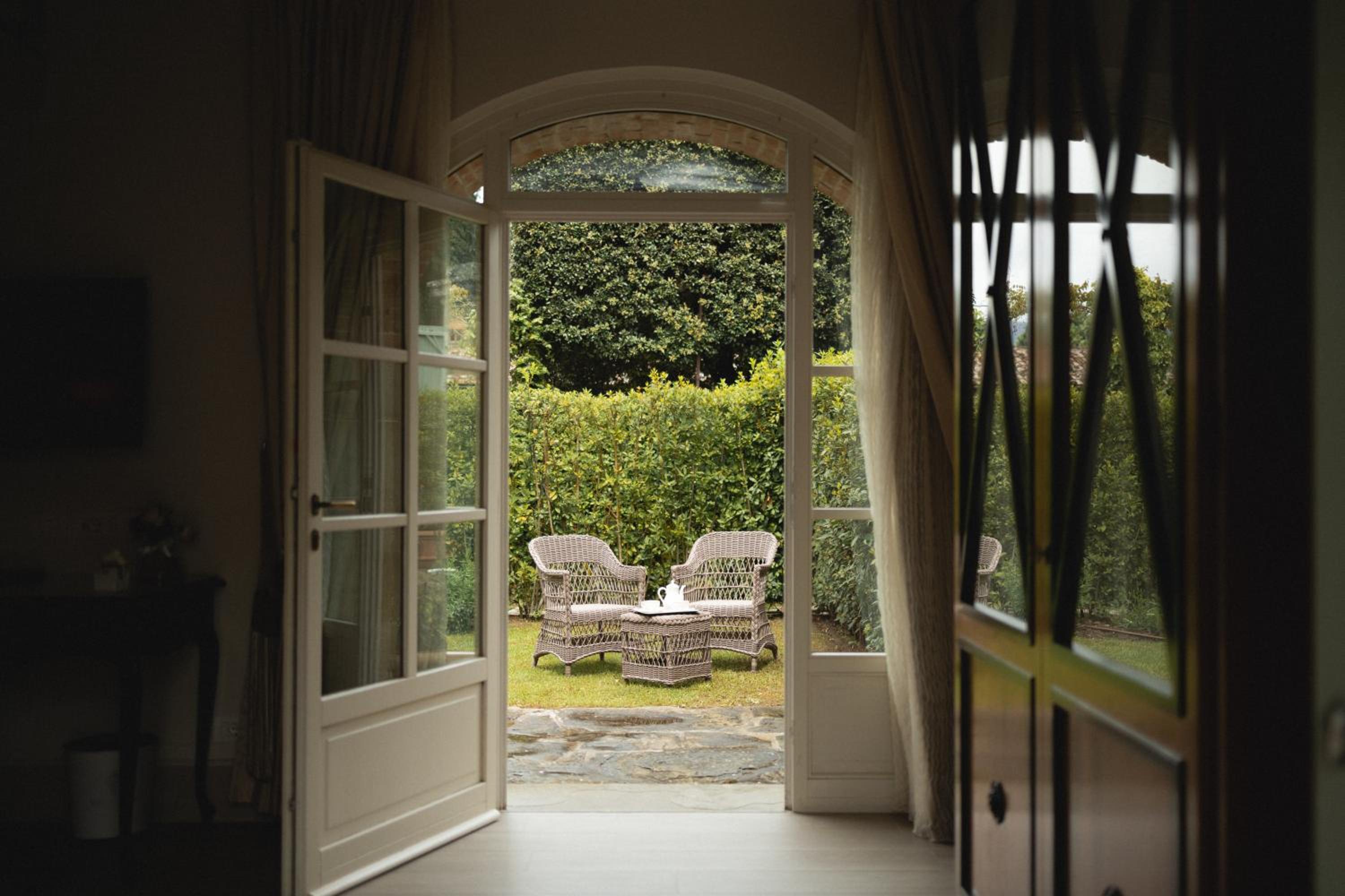 Courtyard Junior Suite - Photo 7