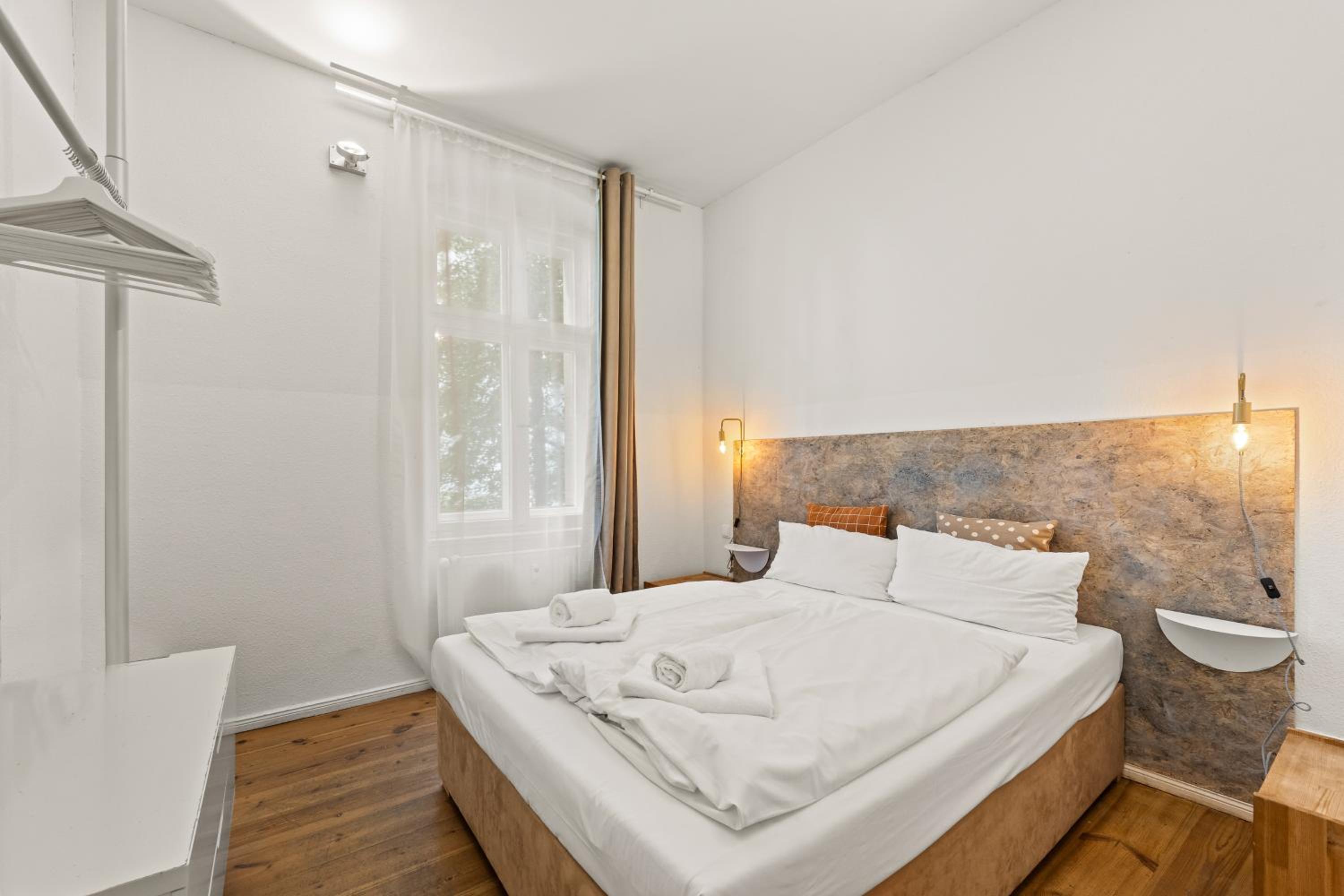 Apartment 5 photo 3