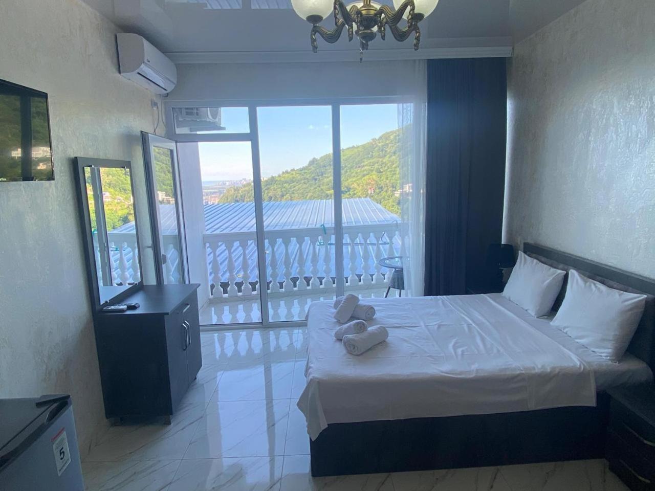Triple Room with Shower