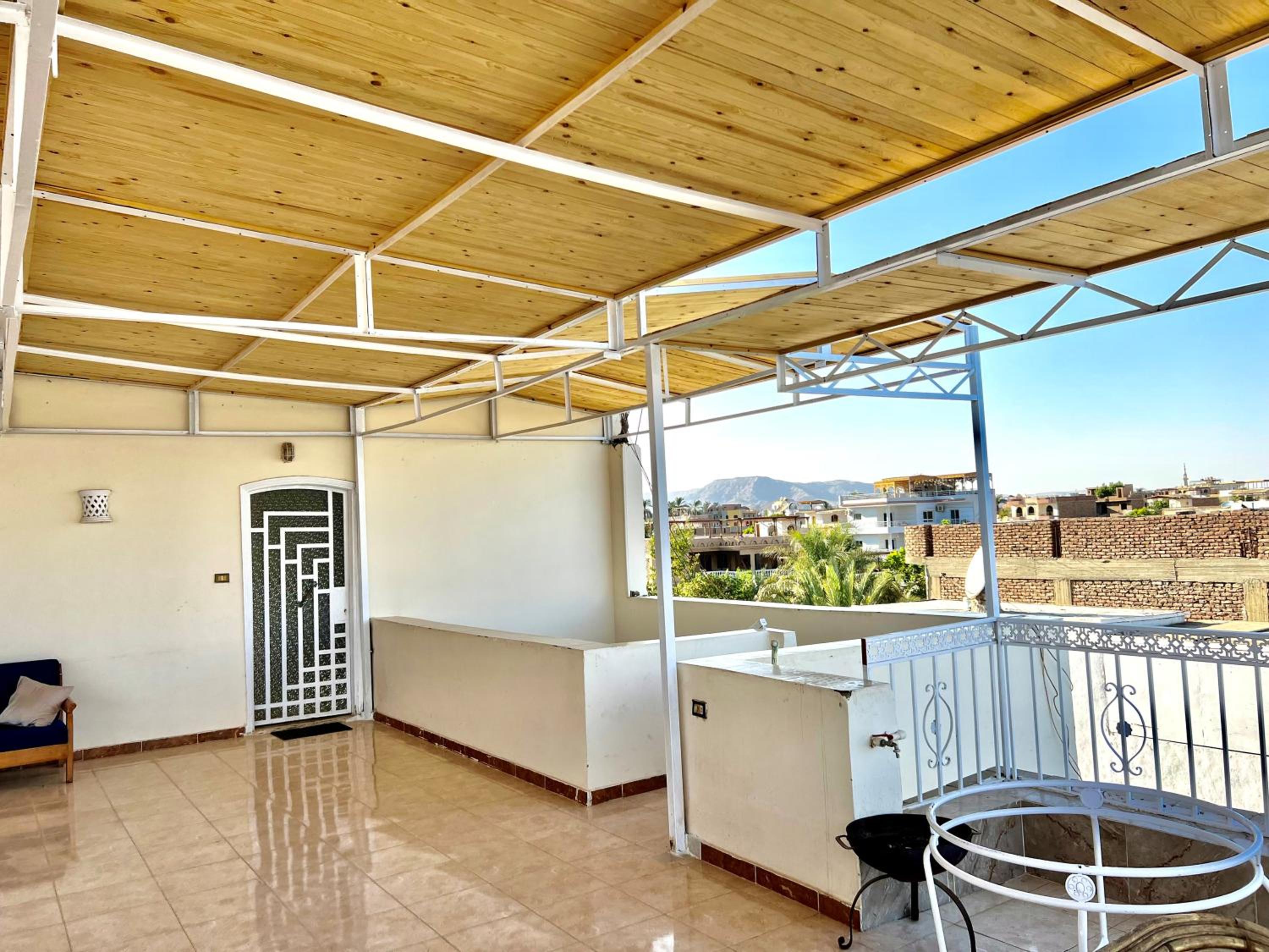 Penthouse Apartment - Photo 24