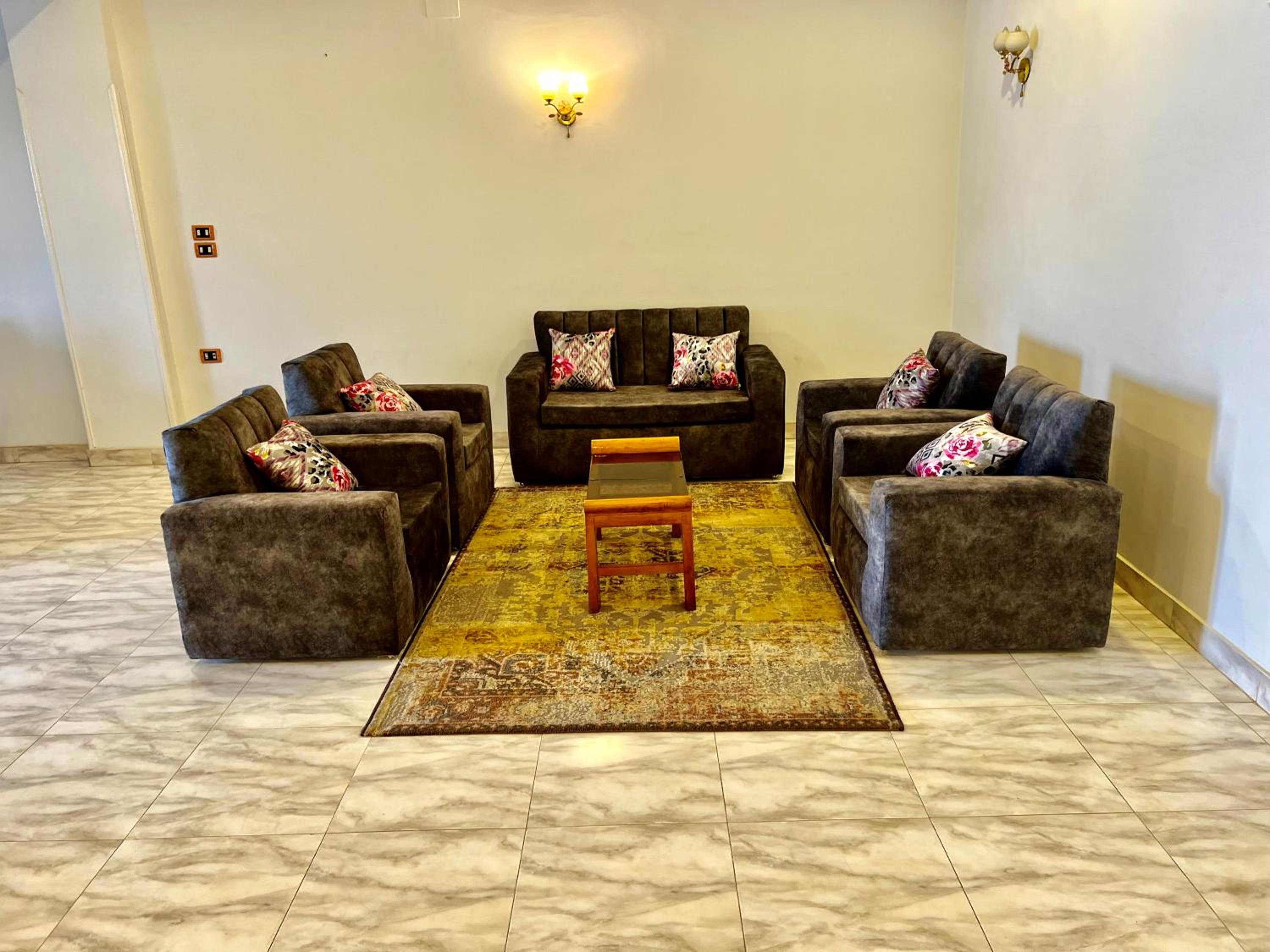 Two-Bedroom Apartment - Photo 32