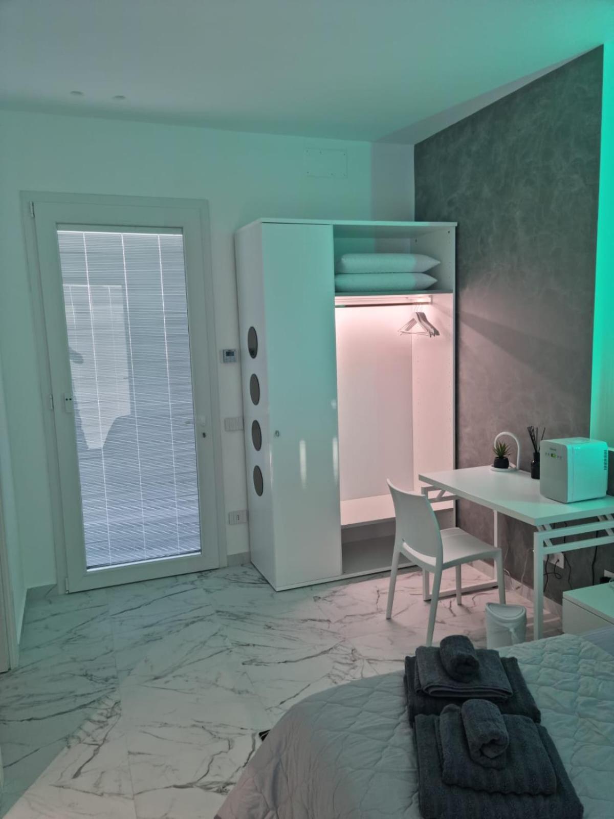 Double or Twin Room photo 1
