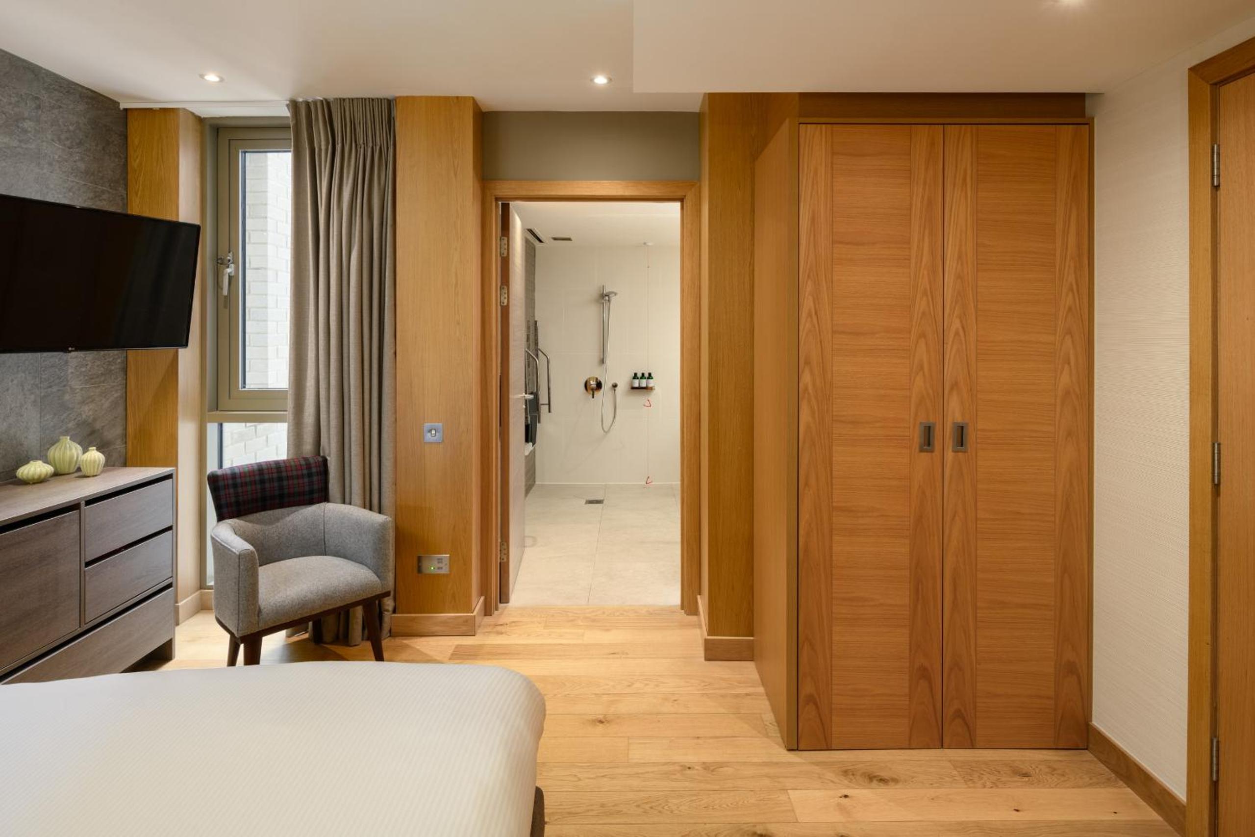 Double Room – ACCESSIBLE (wheelchair friendly)