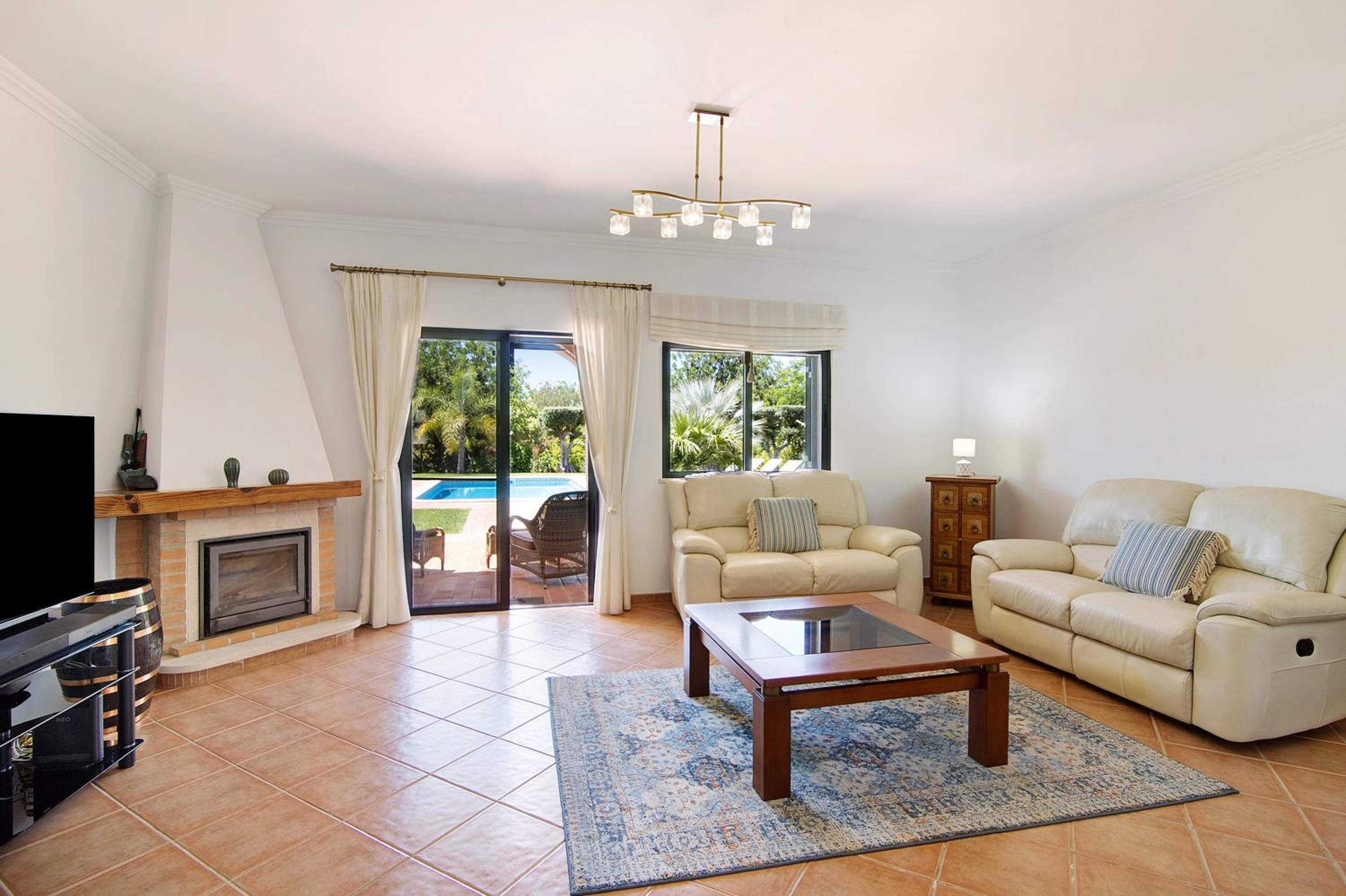 Villa with Garden View