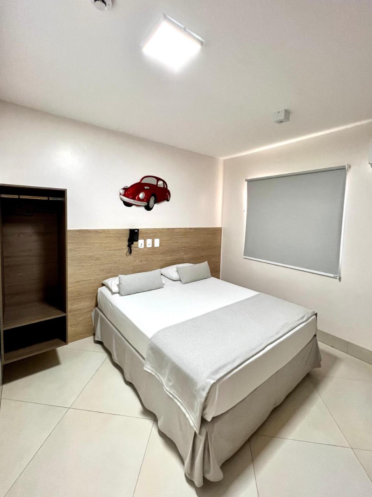 Standard Queen Room