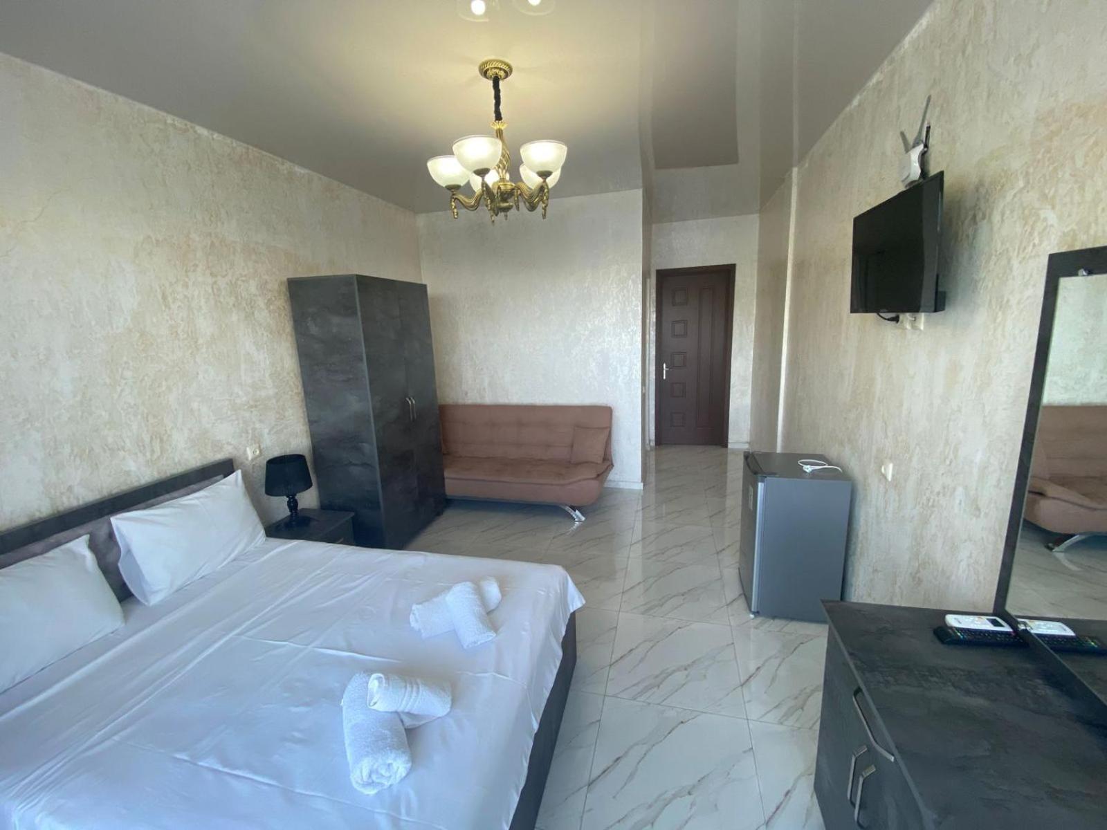 Triple Room with Shower