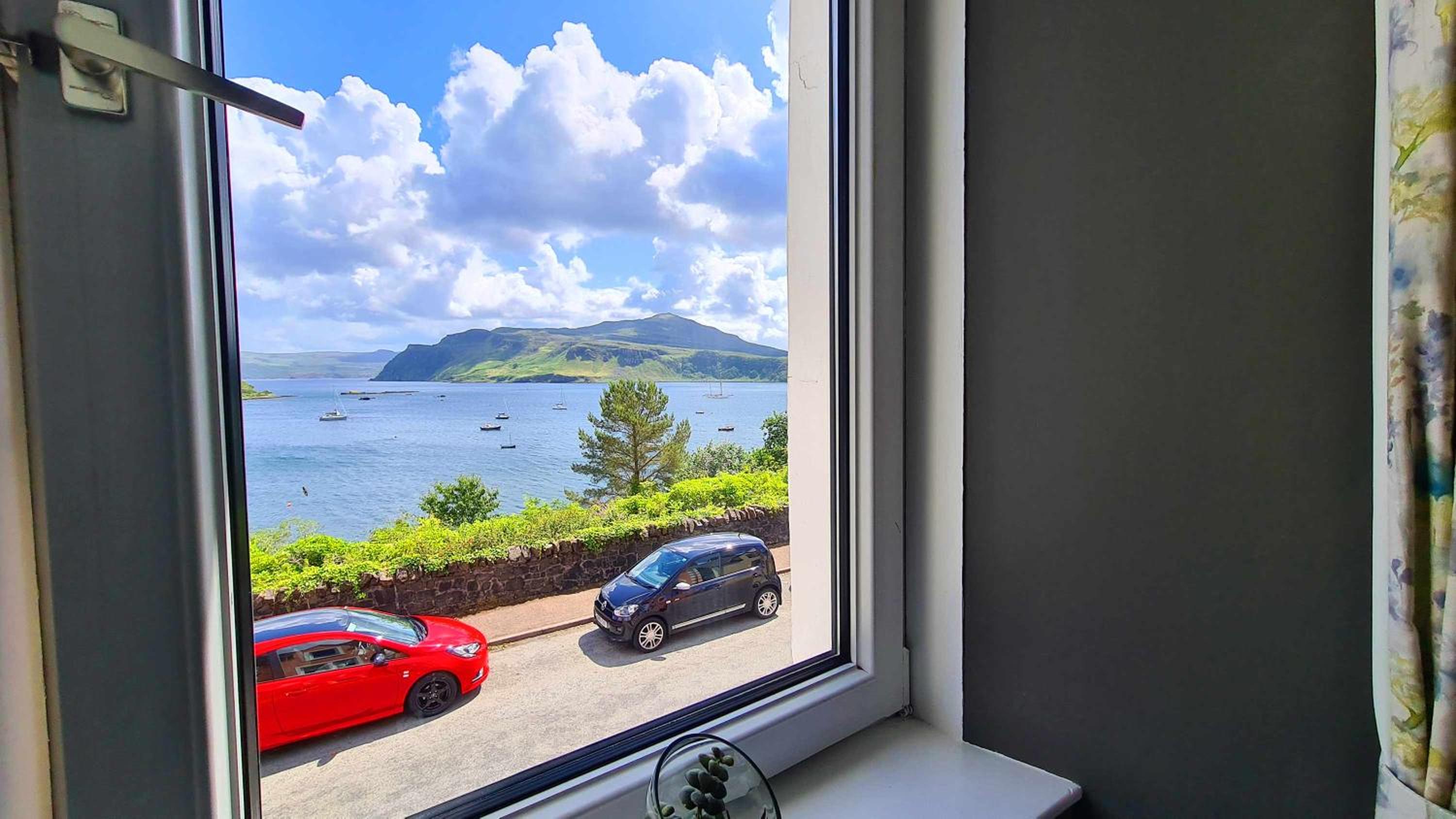 Standard Triple Room with Sea View photo 3