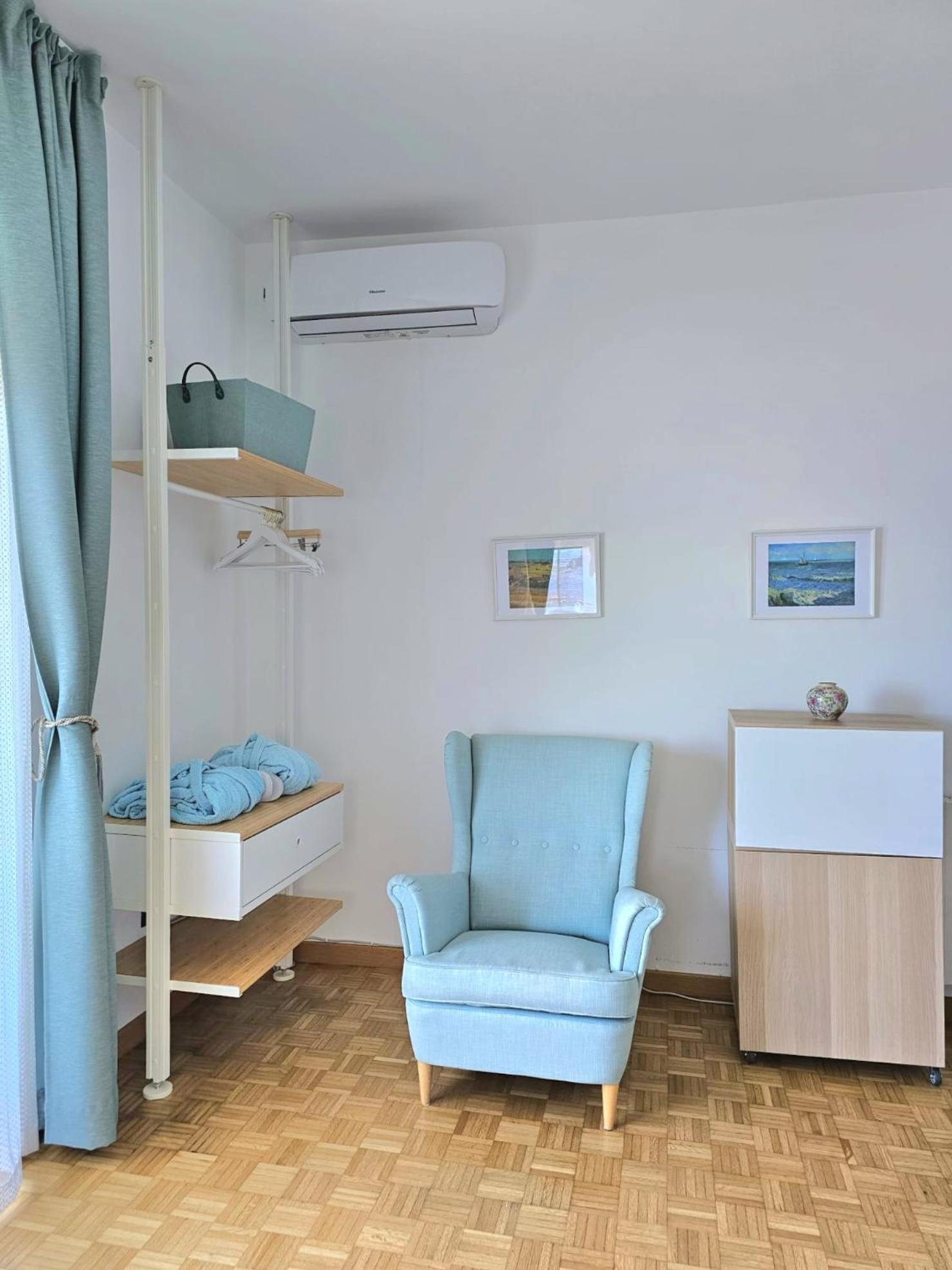 Deluxe Suite with Sea View