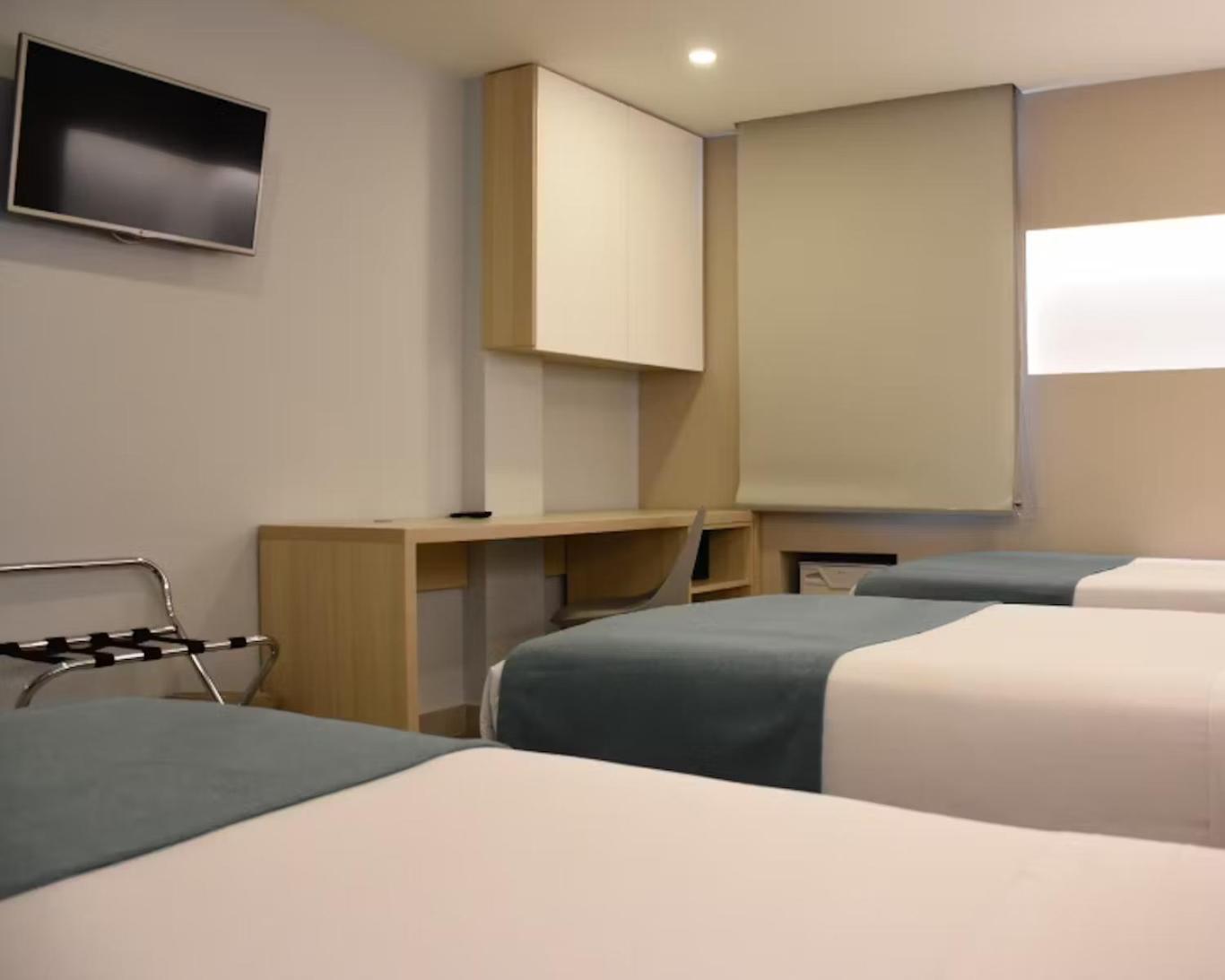 Standard Triple Room - Photo 5