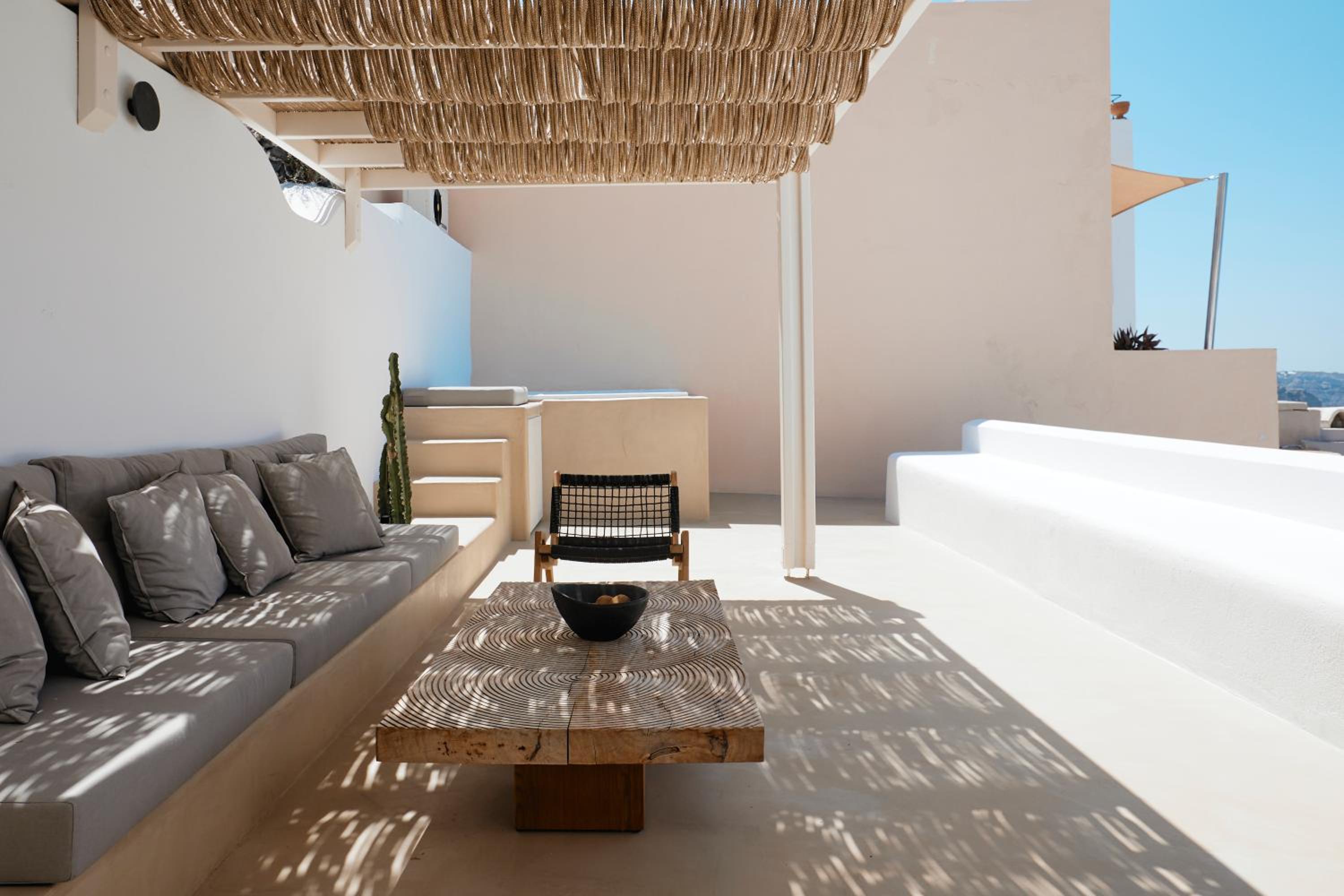 Honeymoon Suite with Outdoor Heated Plunge Pool - Photo 9