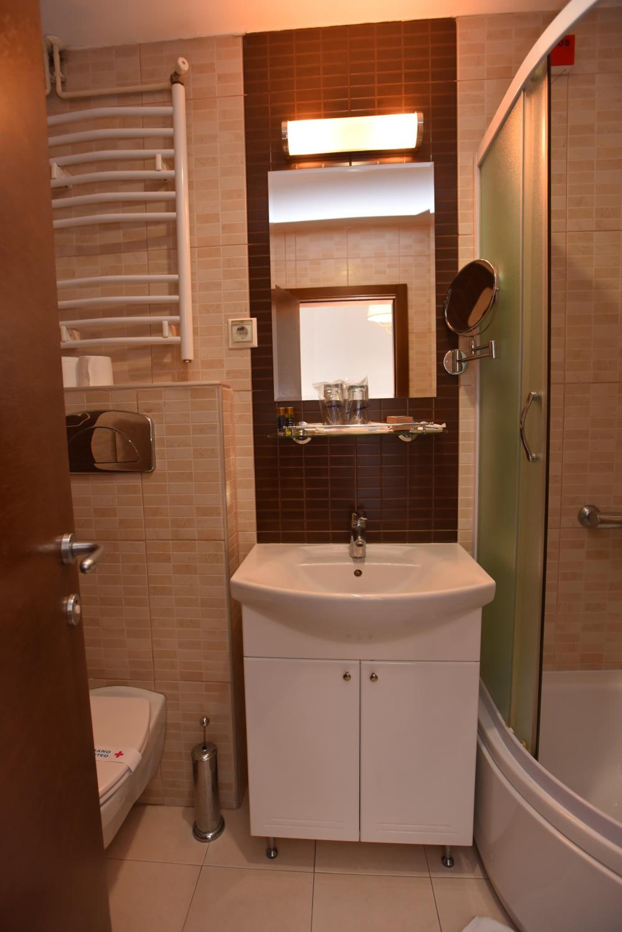 Single Room photo 2