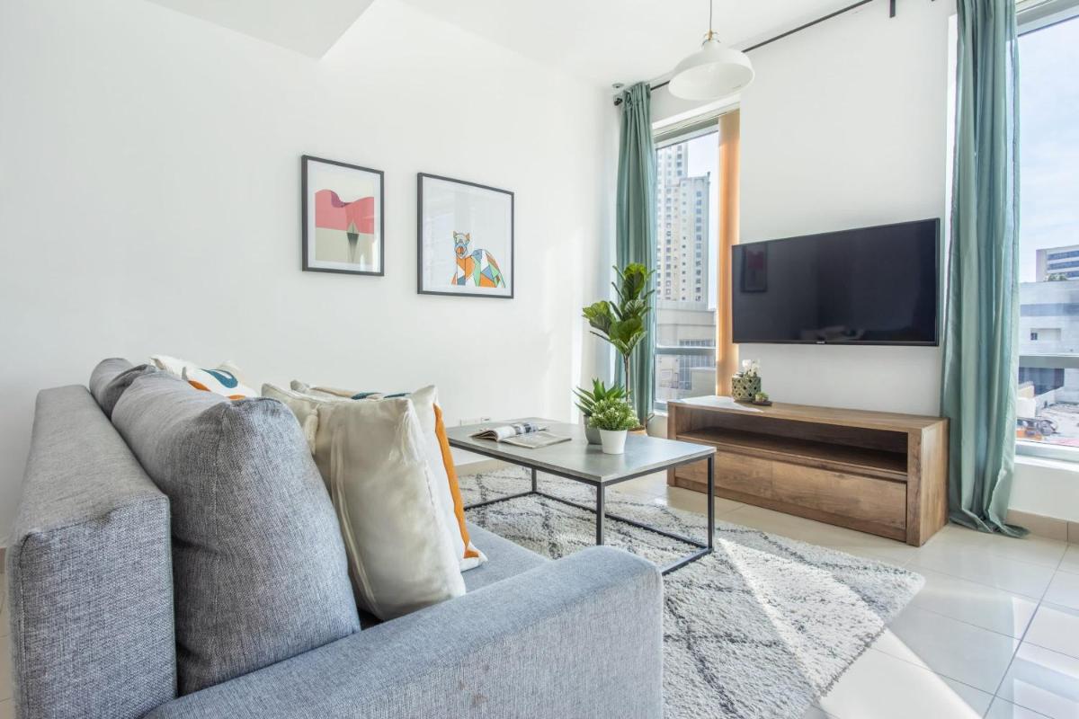 Apartment photo 3